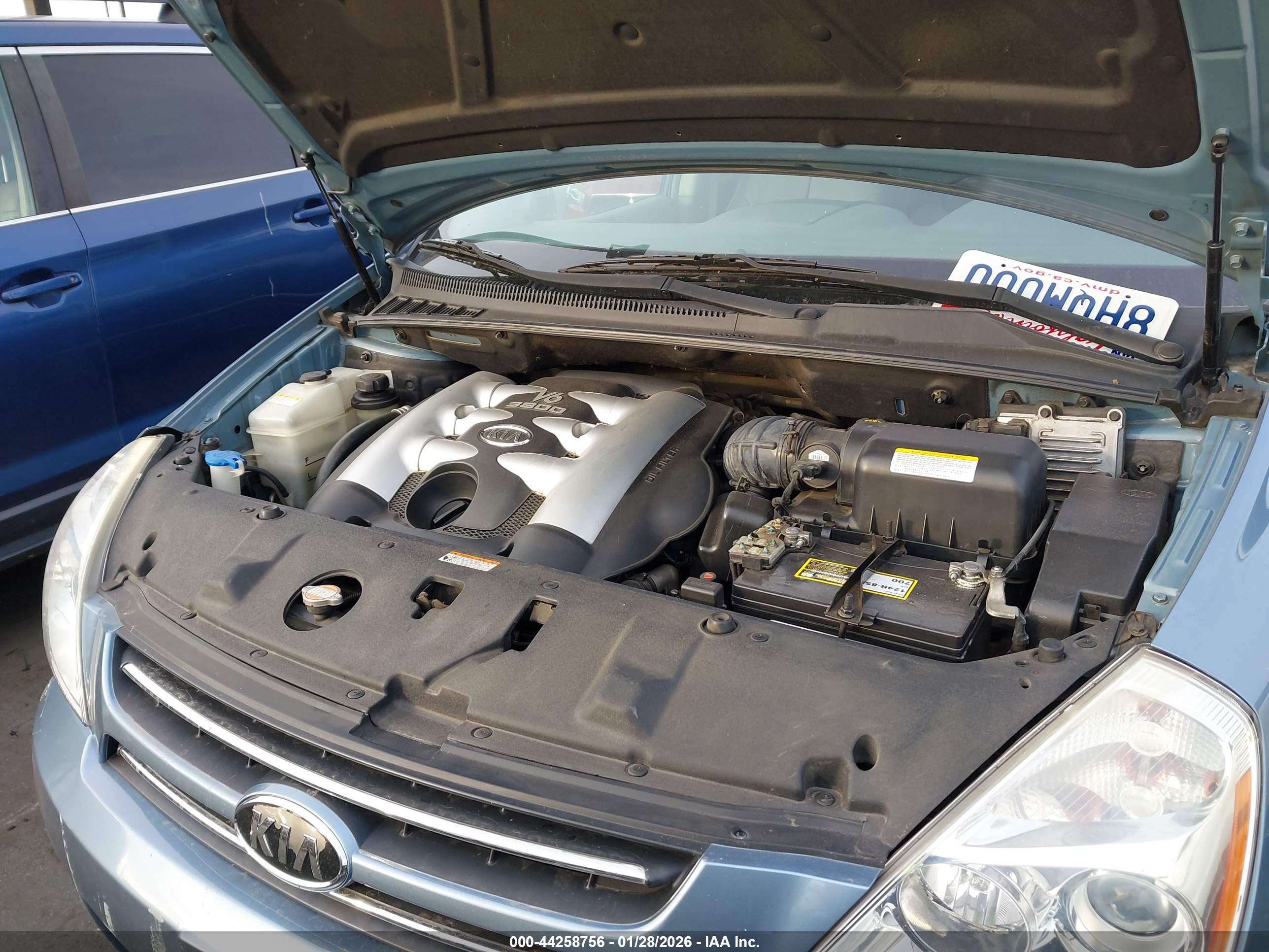 KIA SEDONA image 10