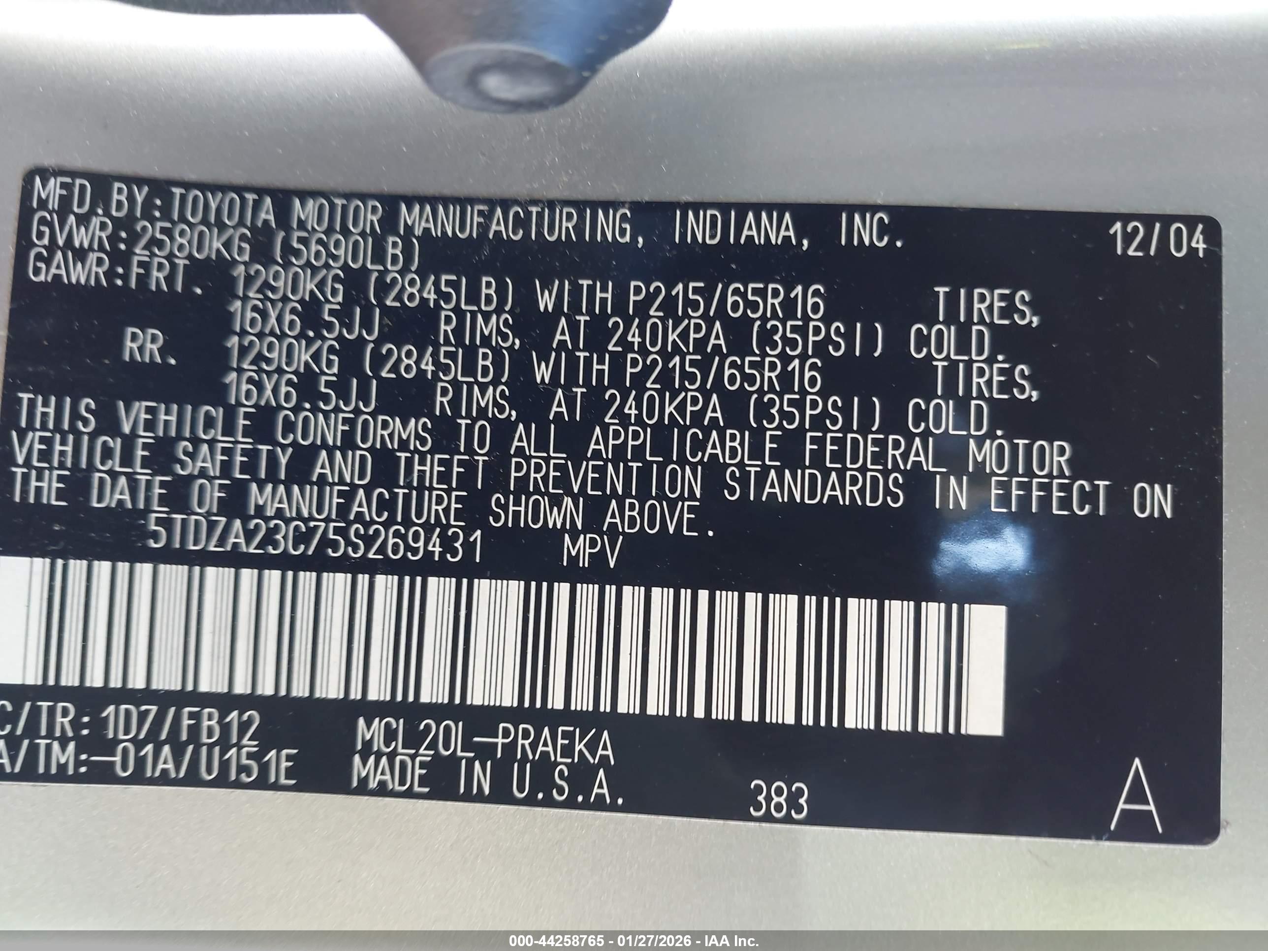TOYOTA SIENNA image 9