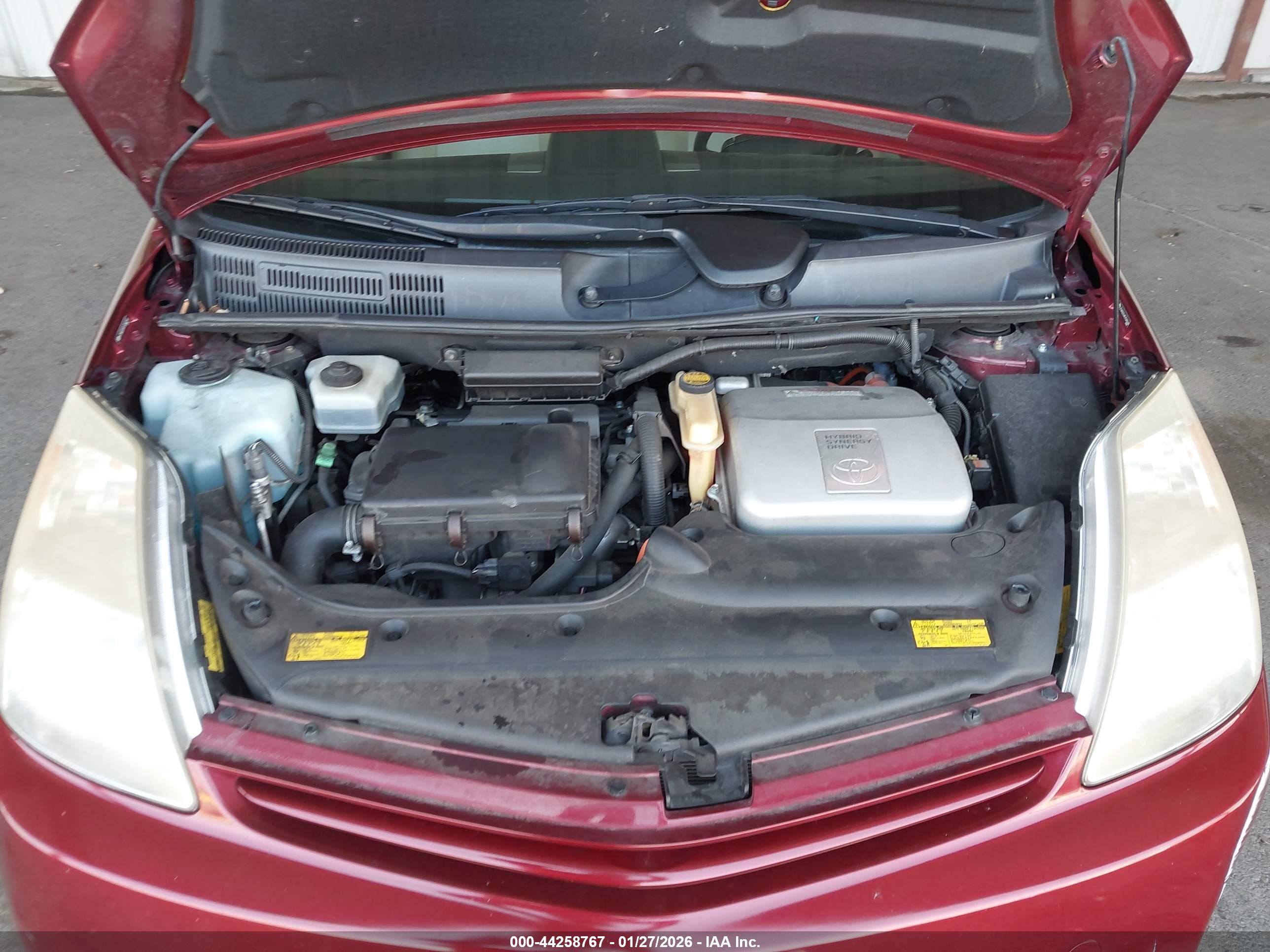 TOYOTA PRIUS image 10