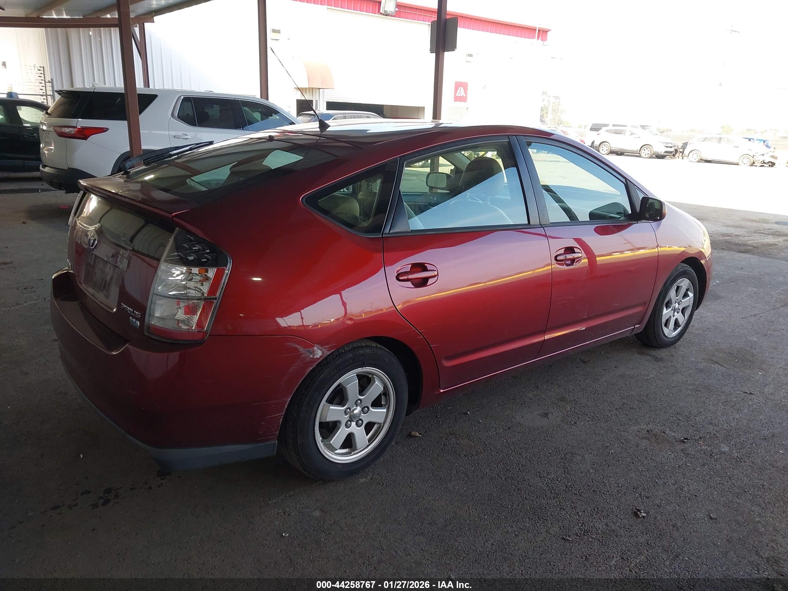 TOYOTA PRIUS image 4