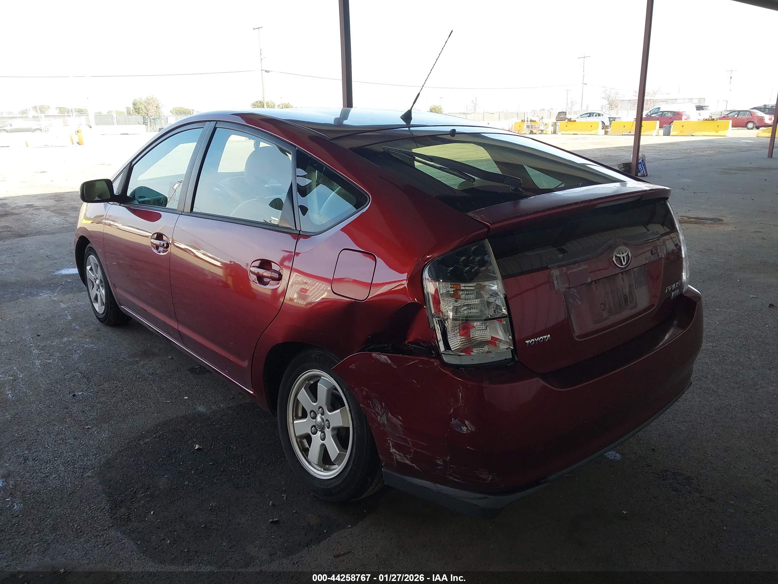 TOYOTA PRIUS image 6