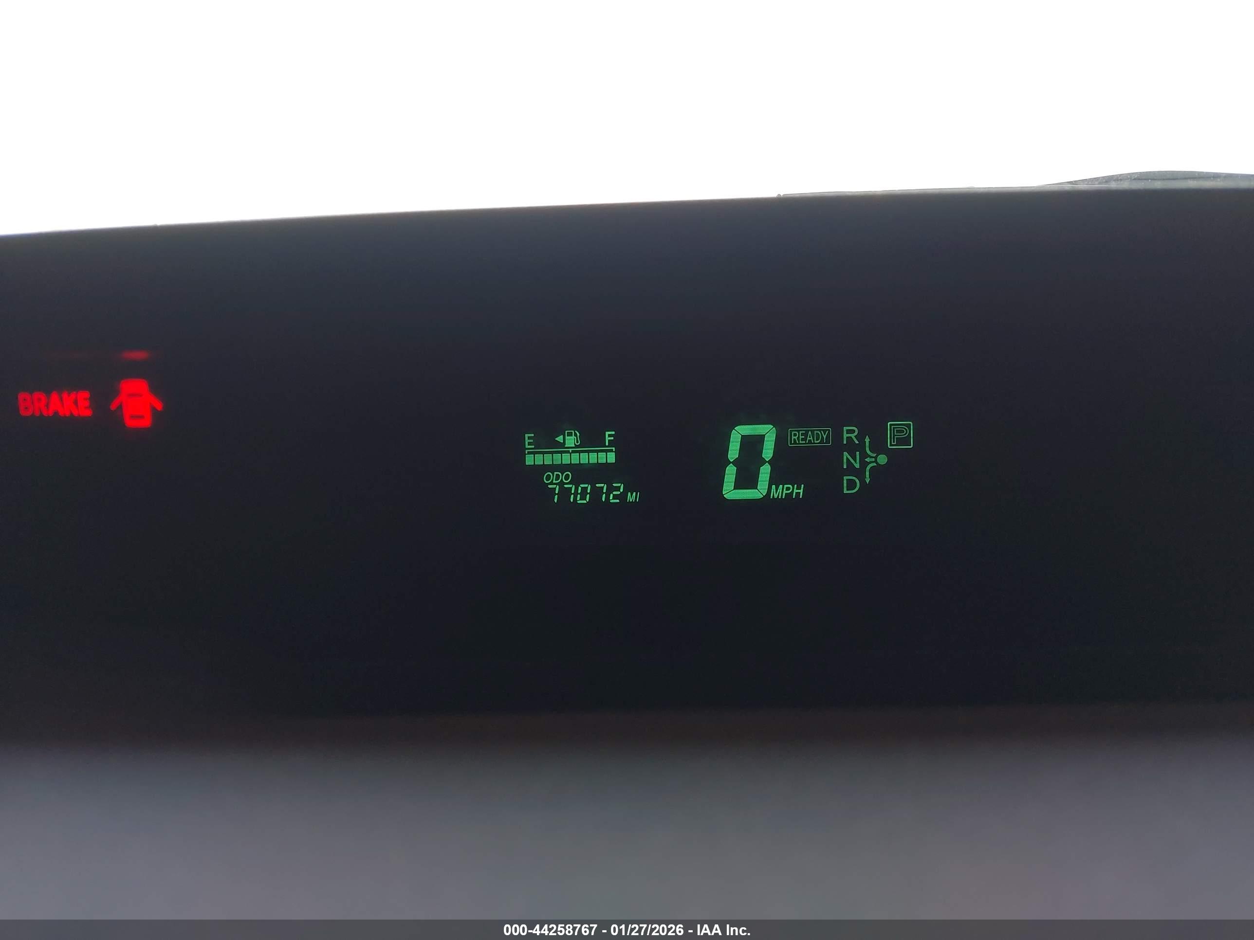 TOYOTA PRIUS image 7