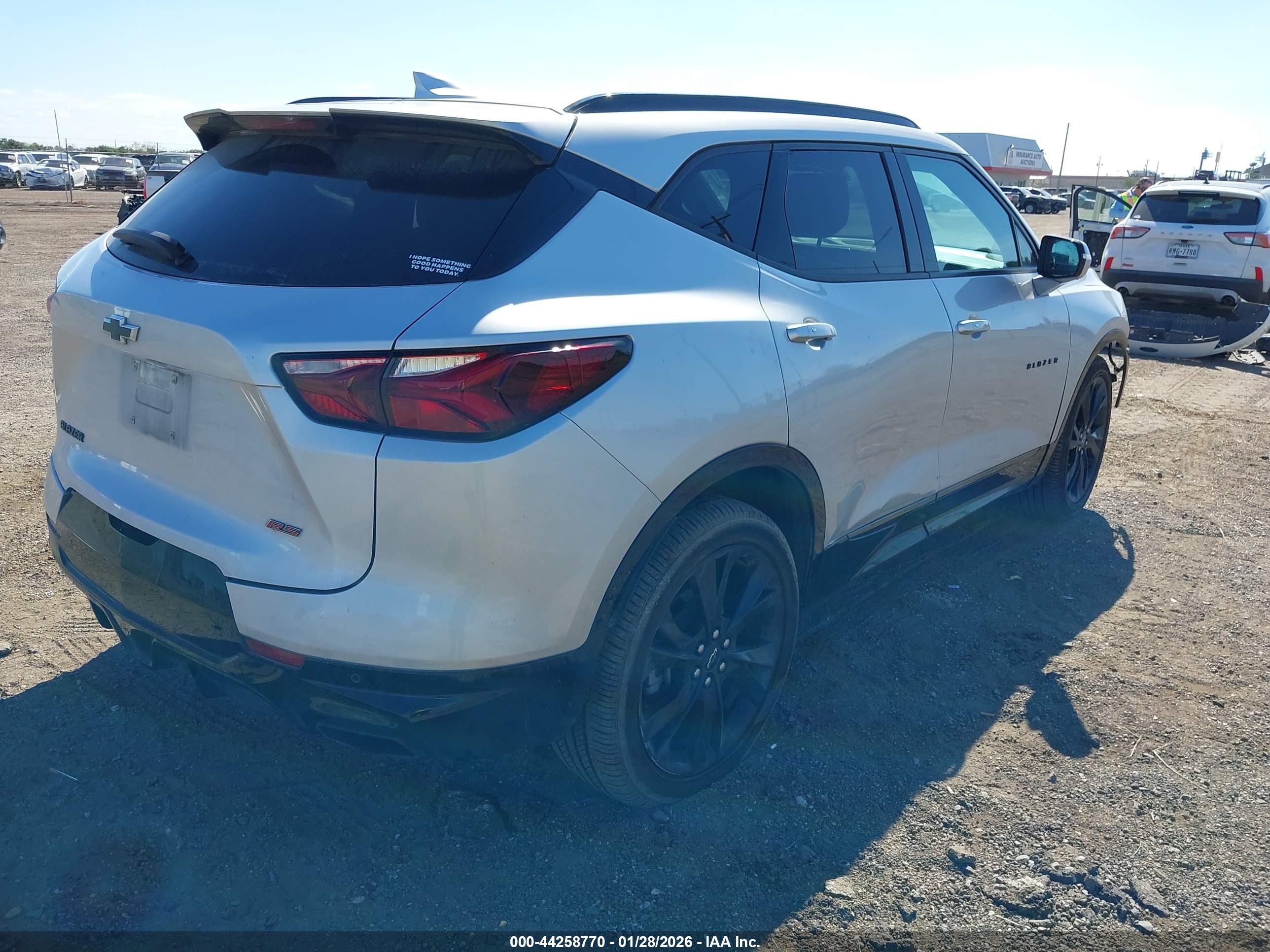 CHEVROLET BLAZER image 4