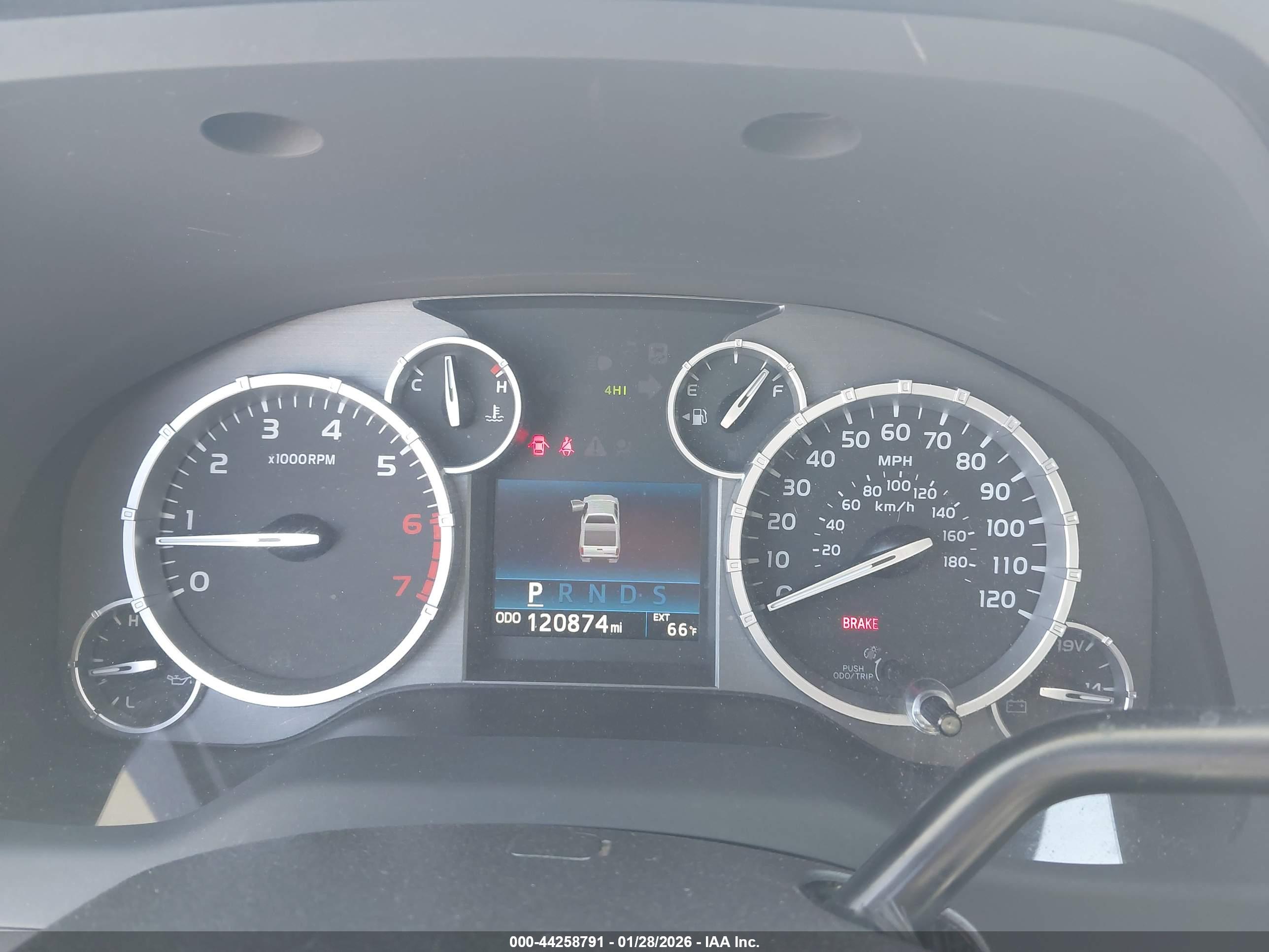 TOYOTA TUNDRA image 7
