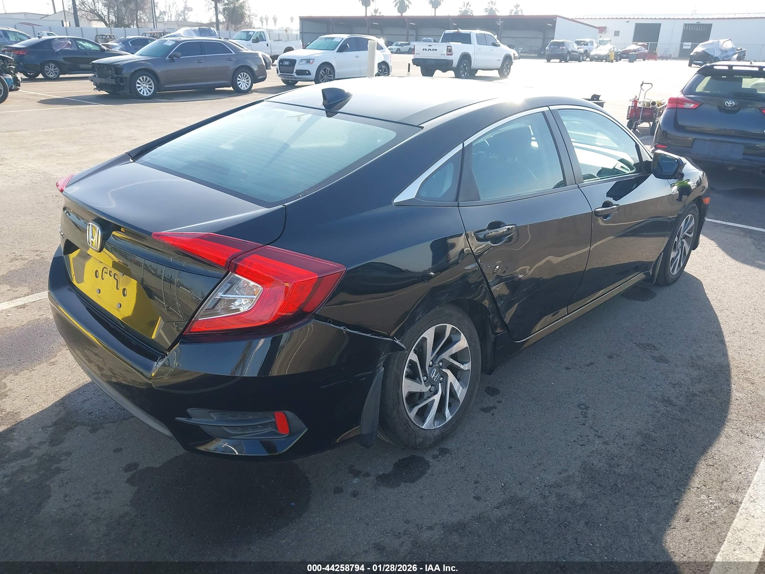 HONDA CIVIC image 4