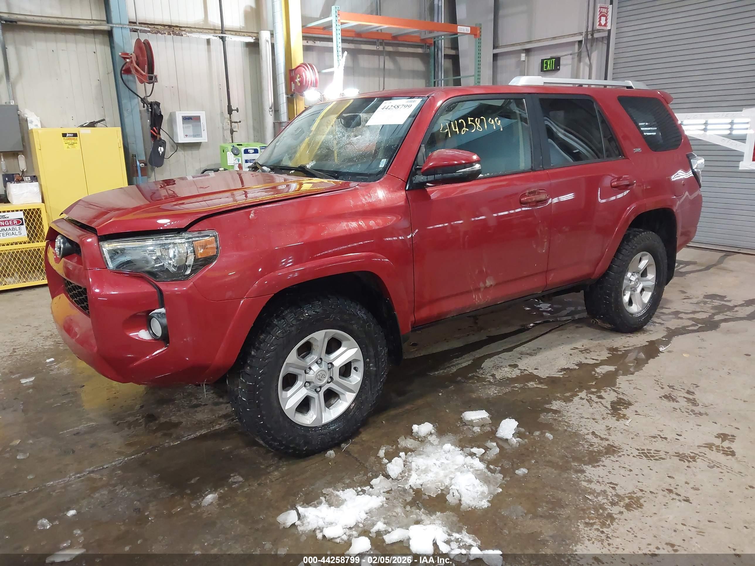 TOYOTA 4RUNNER image 2
