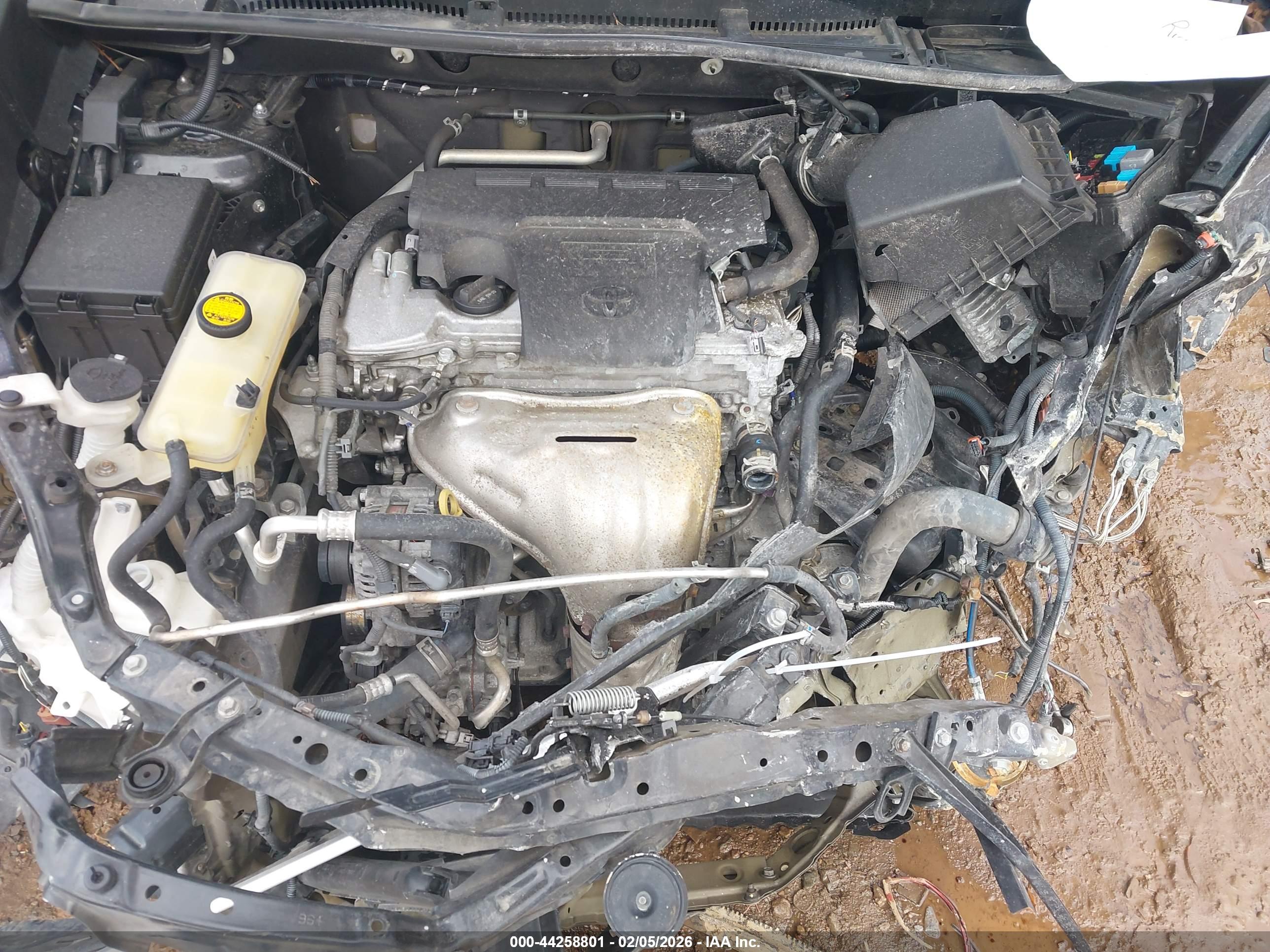TOYOTA RAV4 image 10