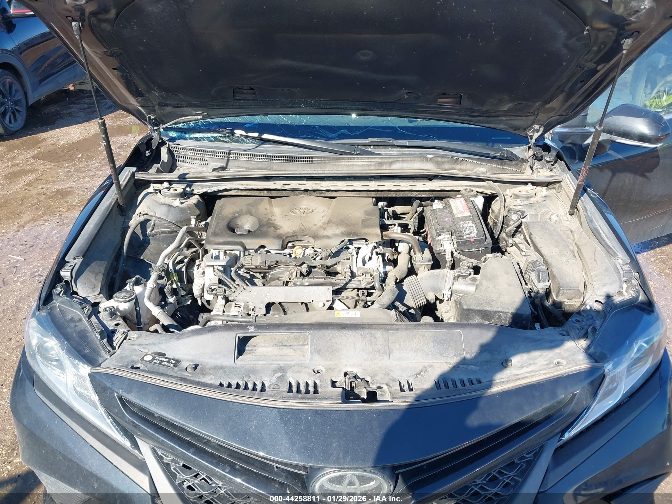TOYOTA CAMRY image 10