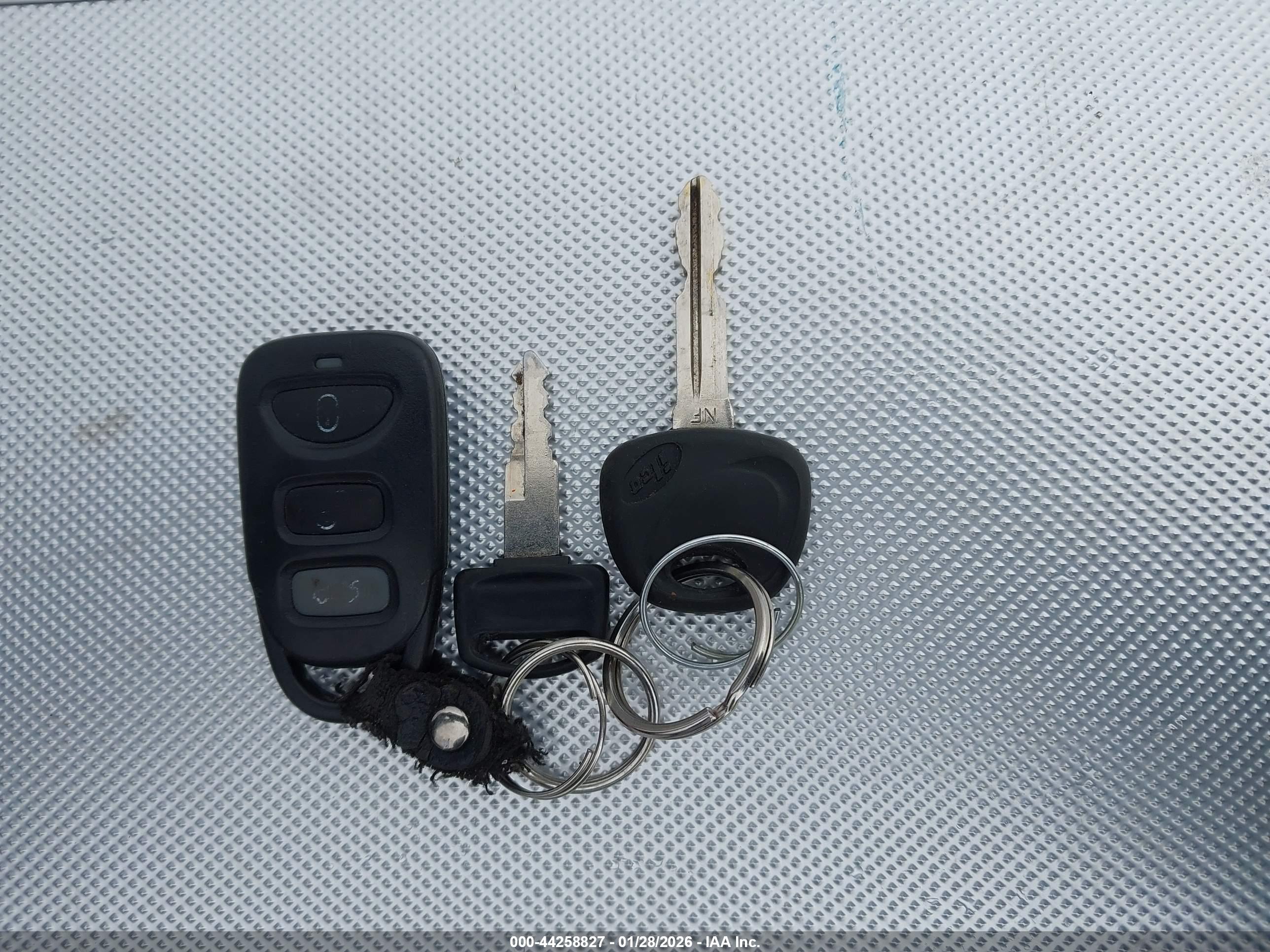 HYUNDAI ELANTRA image 11