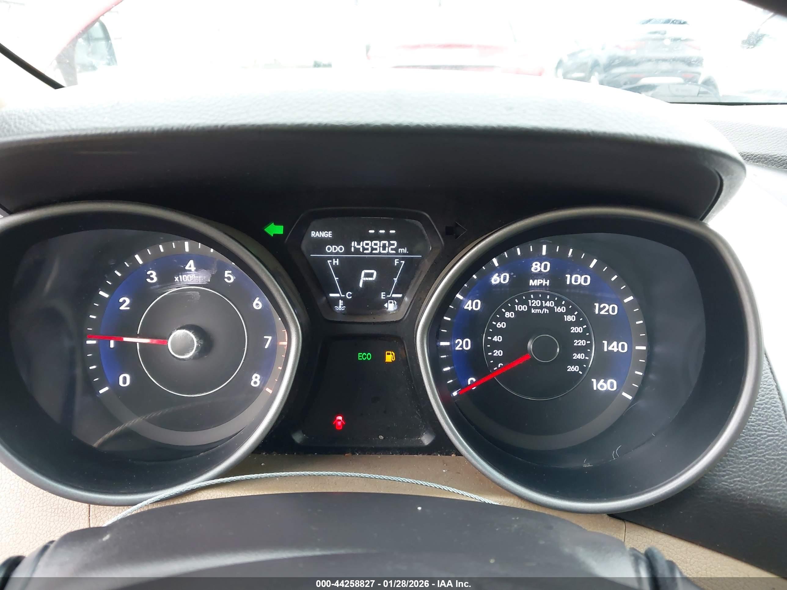 HYUNDAI ELANTRA image 7