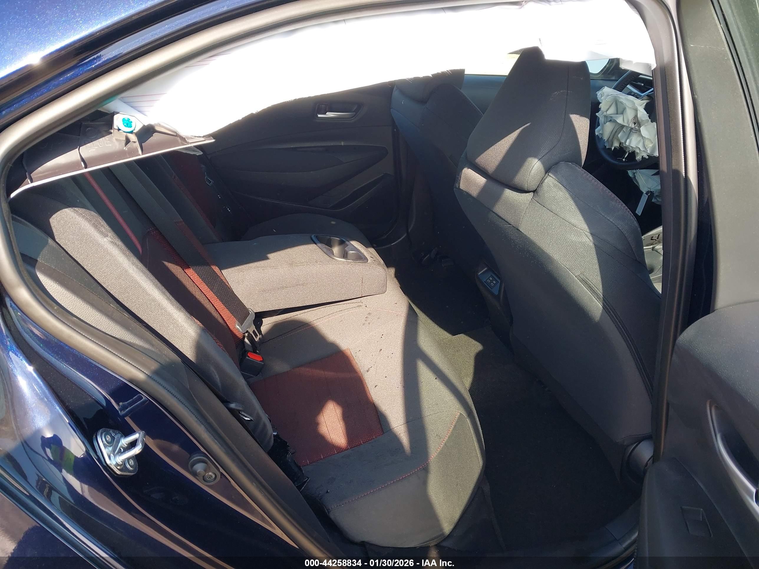 TOYOTA COROLLA image 8