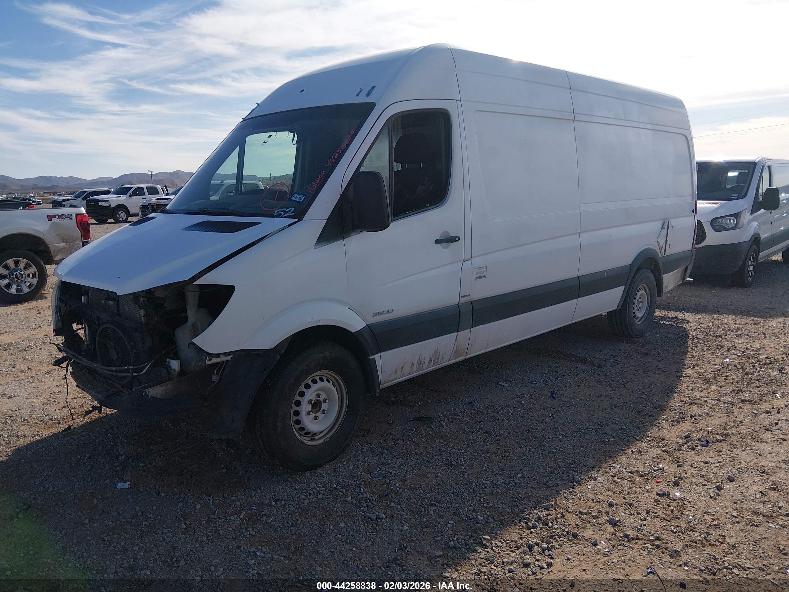 MERCEDES-BENZ SPRINTER image 2