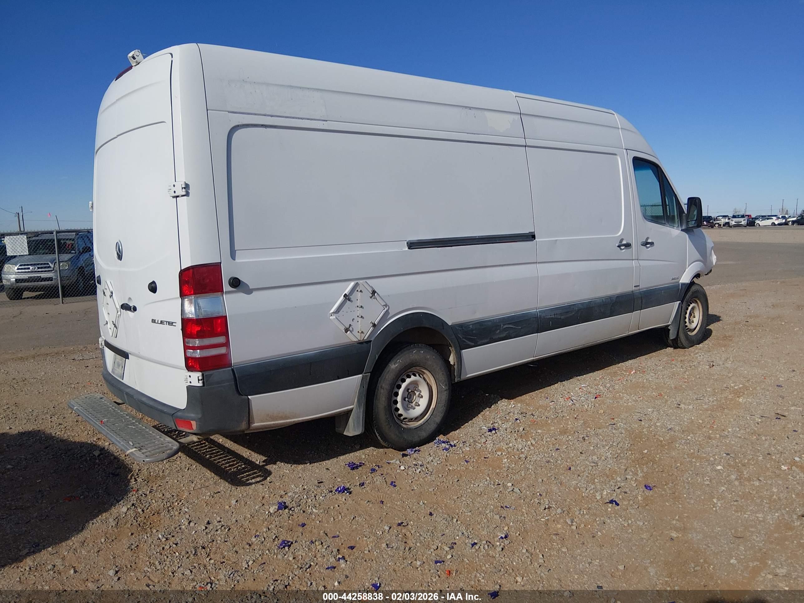 MERCEDES-BENZ SPRINTER image 4