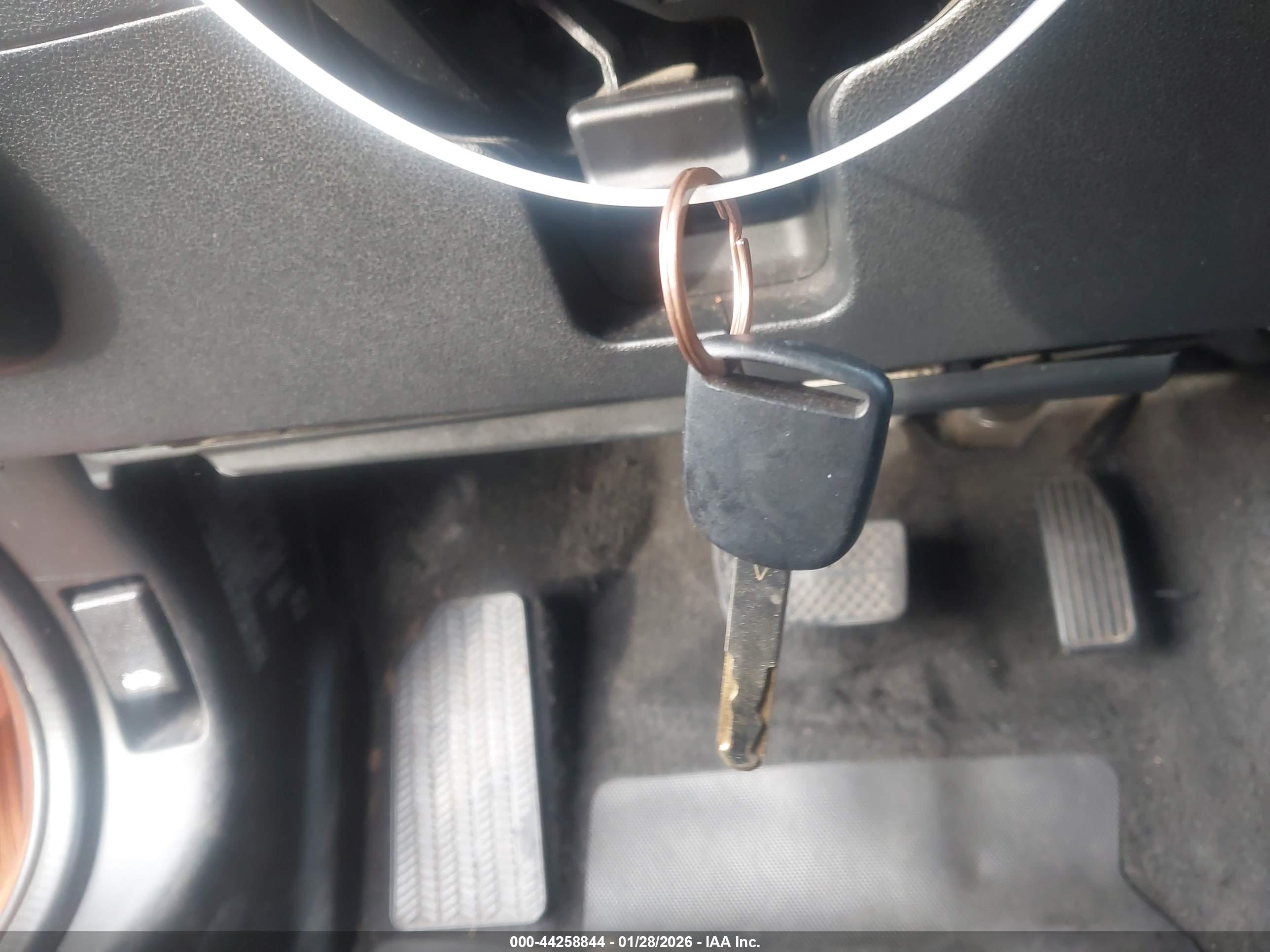 HONDA FIT image 11