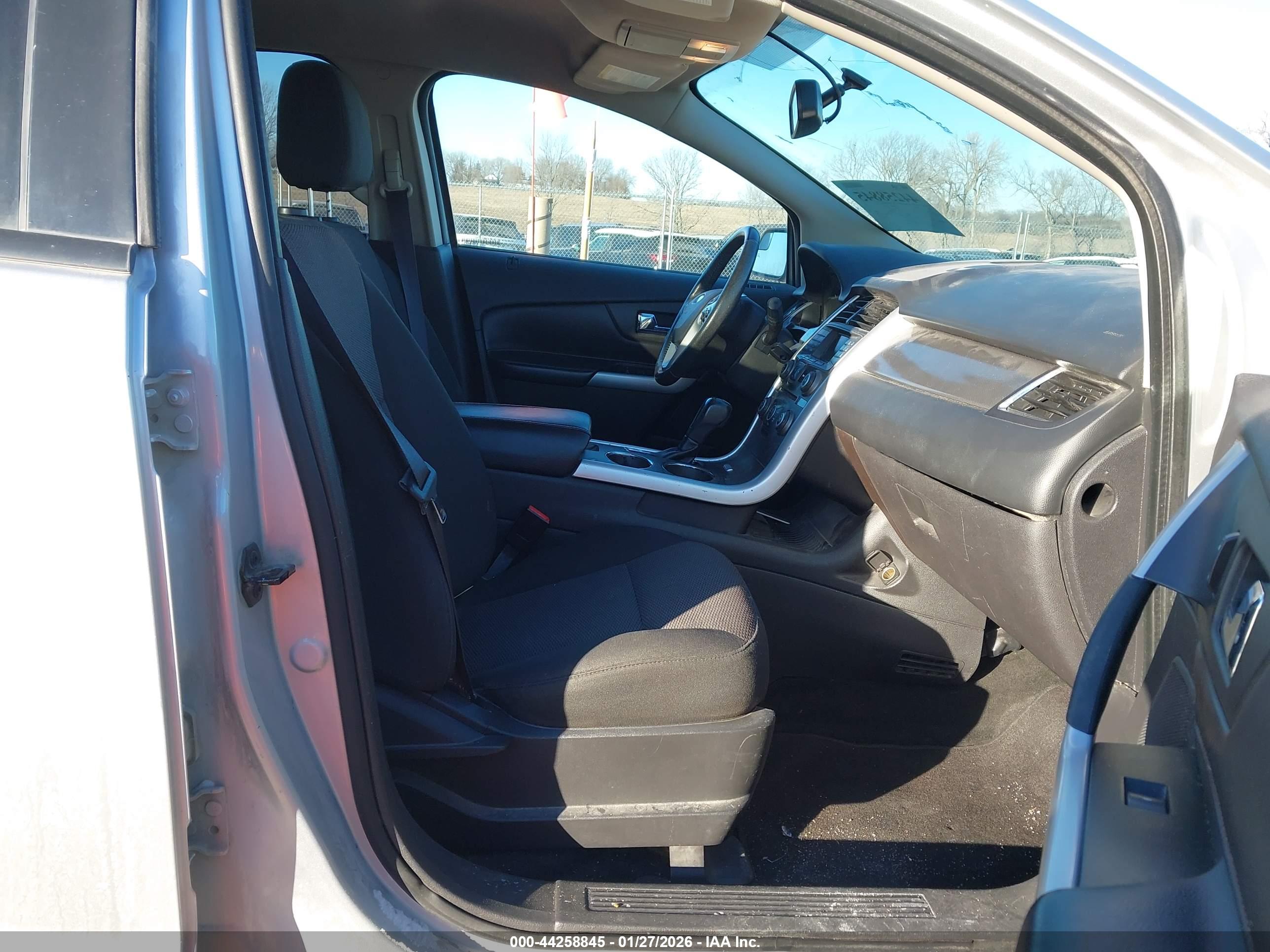 FORD EDGE image 5