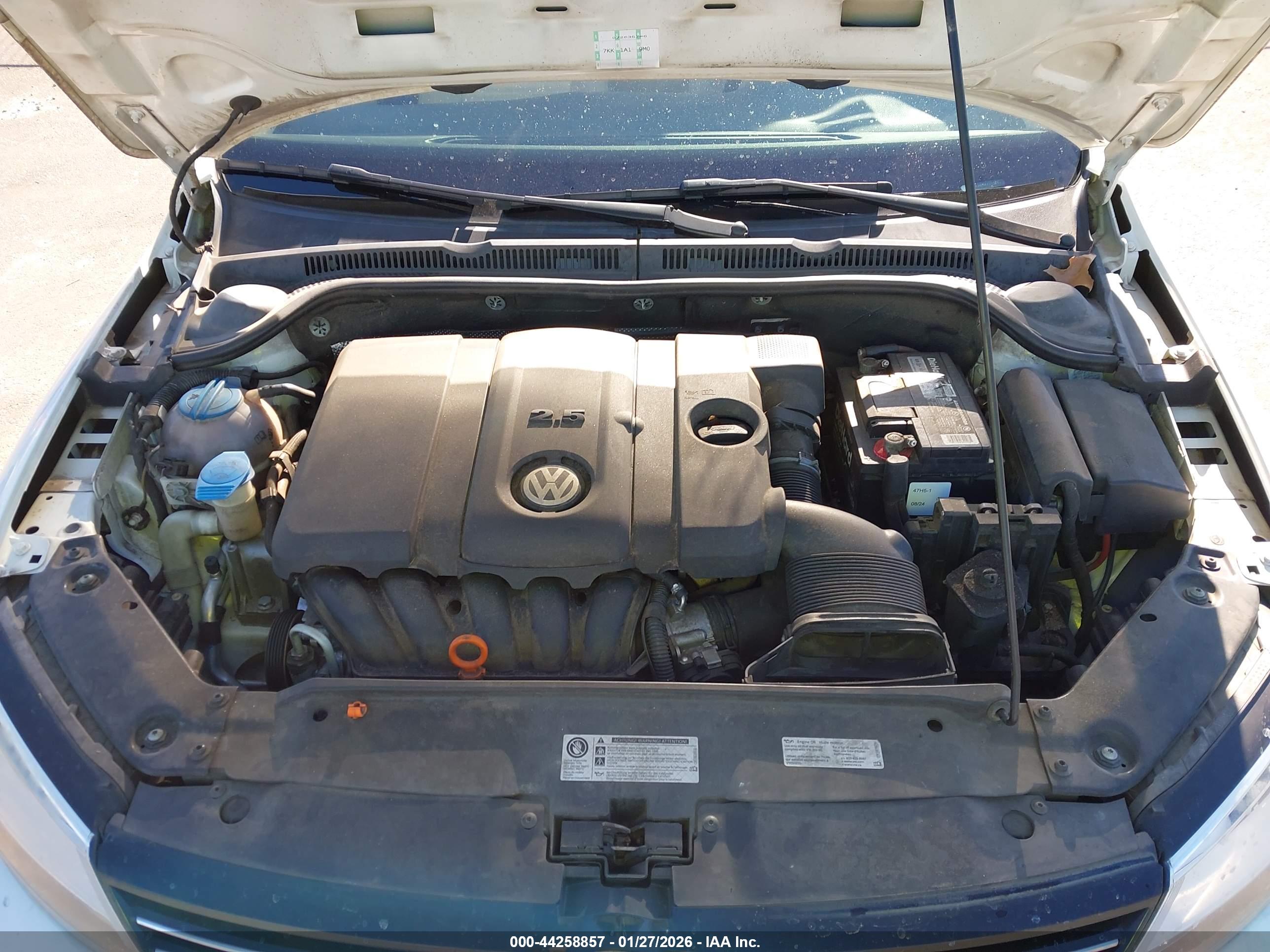 VOLKSWAGEN JETTA image 10