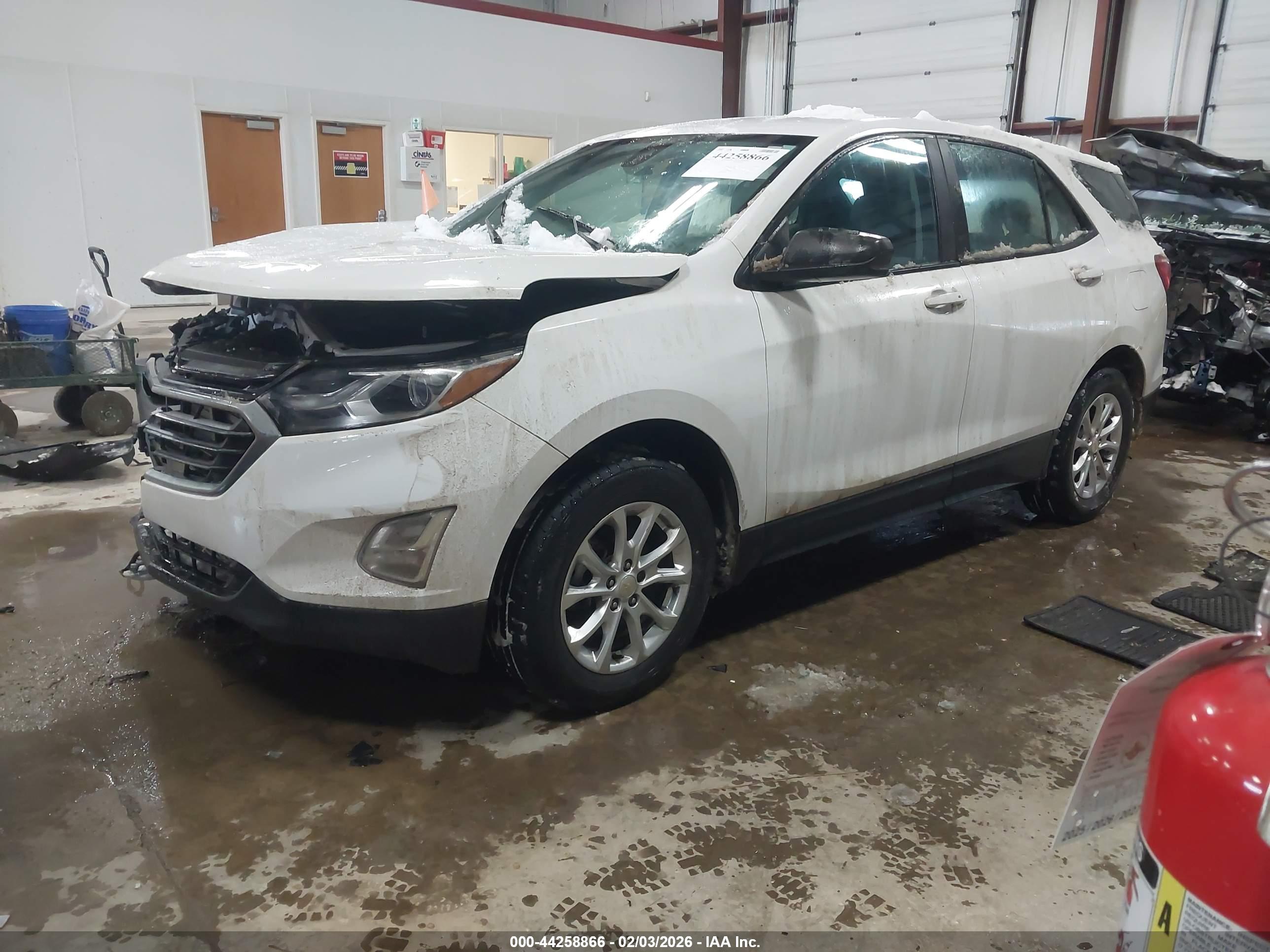 CHEVROLET EQUINOX image 2
