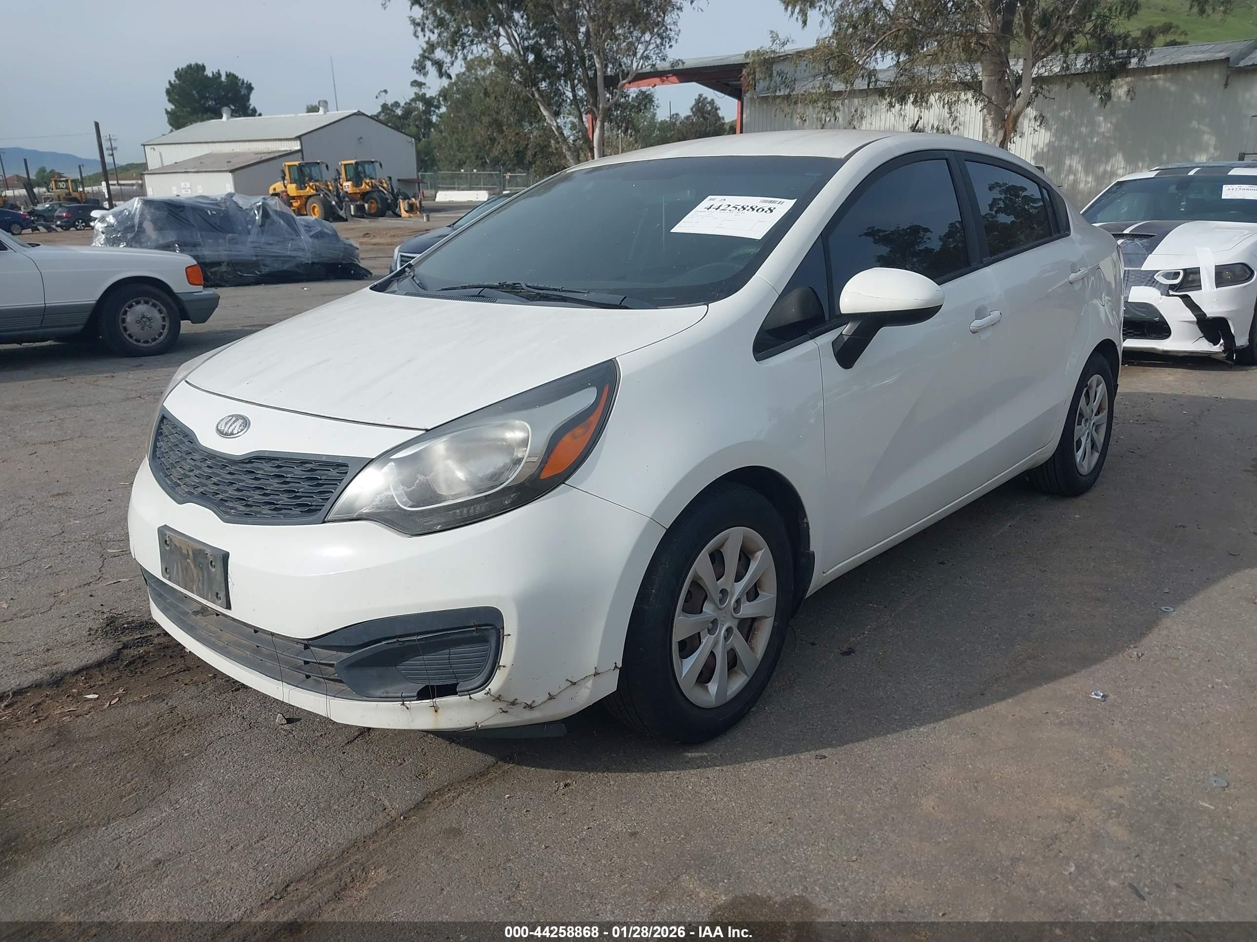 KIA RIO image 2