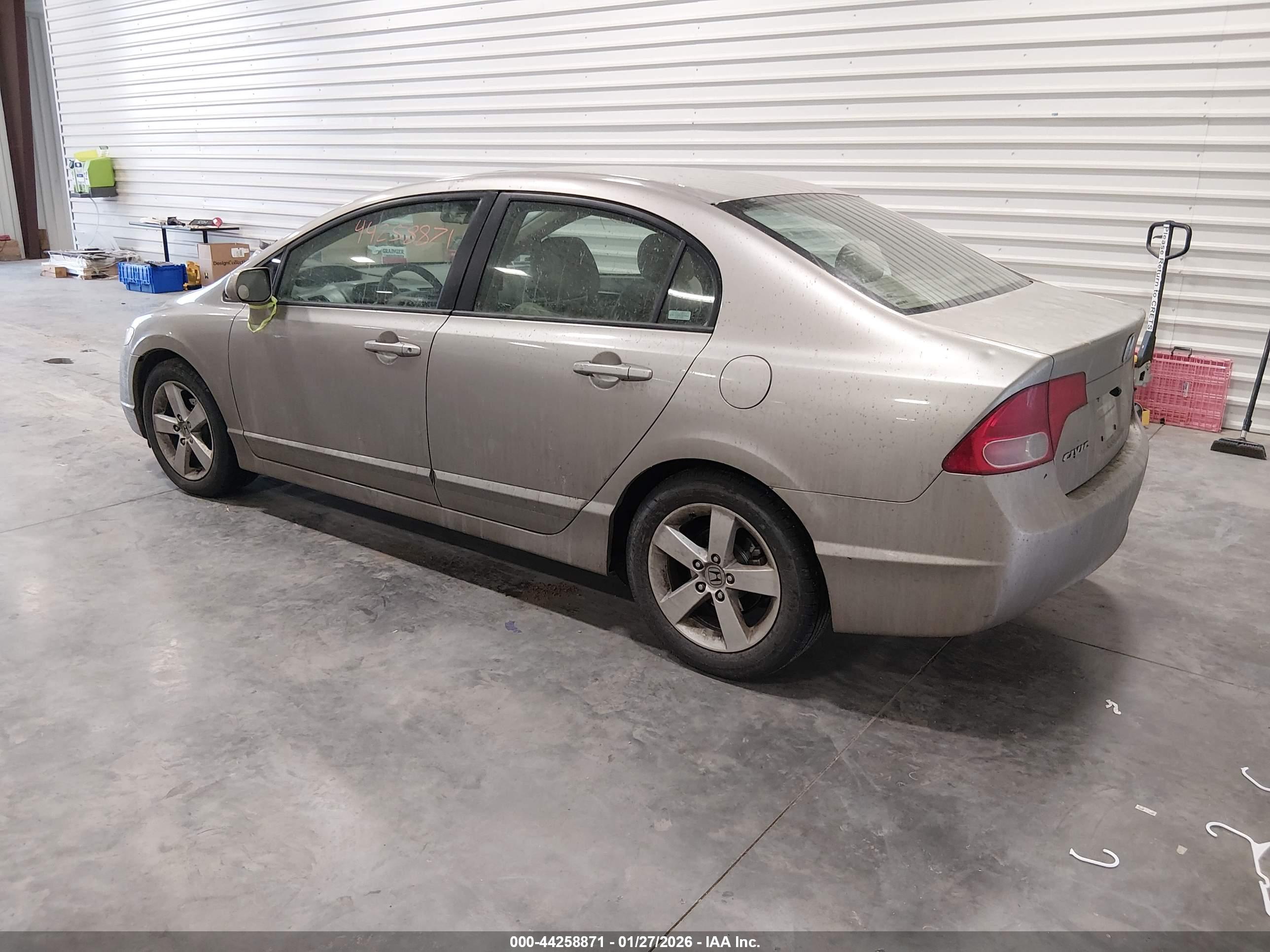 HONDA CIVIC image 3