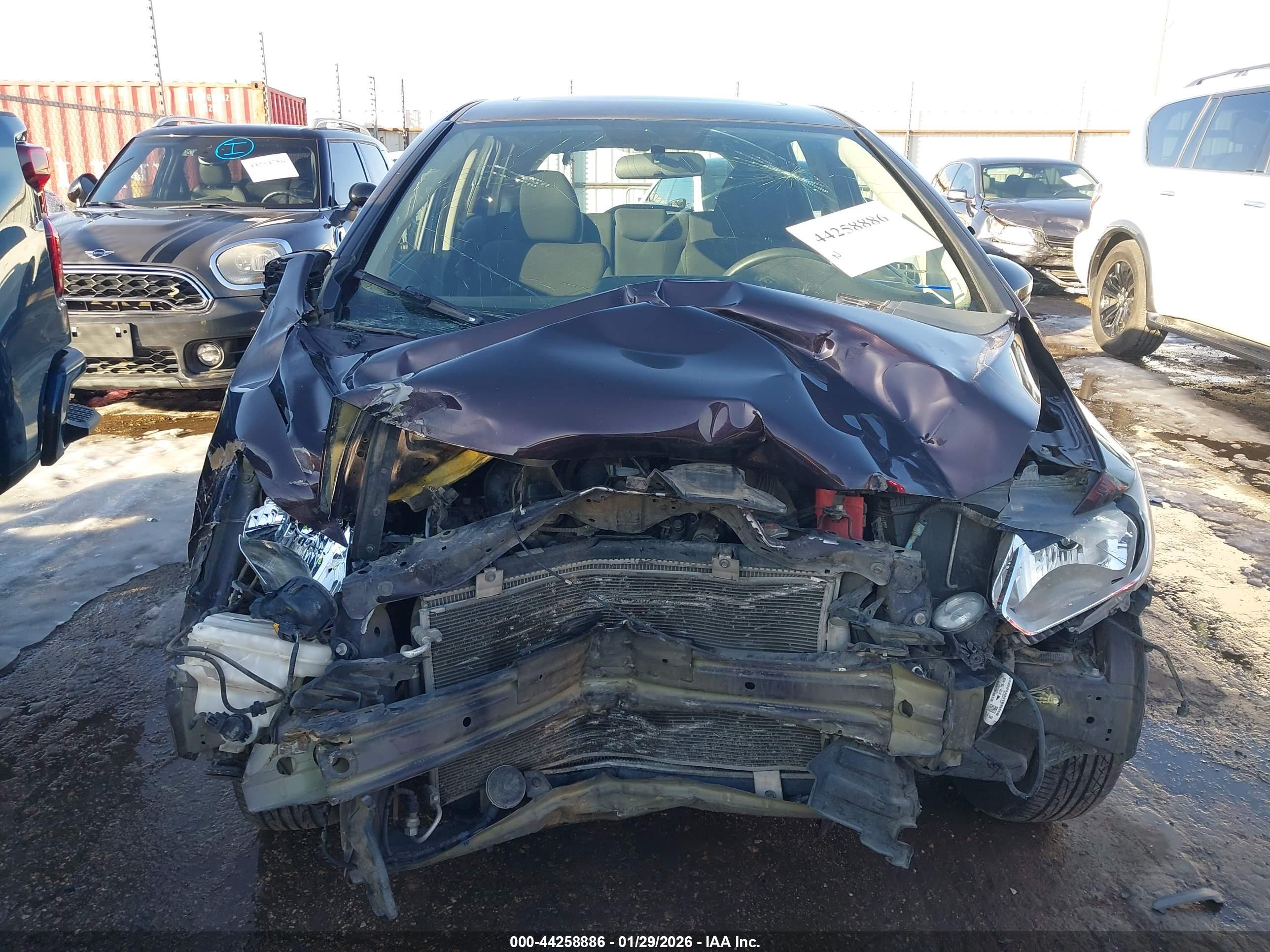 HONDA FIT image 6