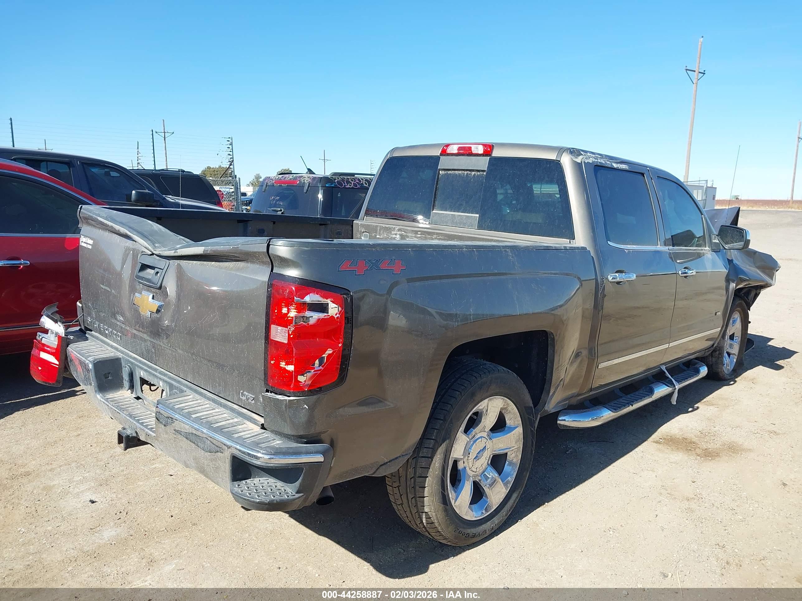 CHEVROLET SILVERADO image 4