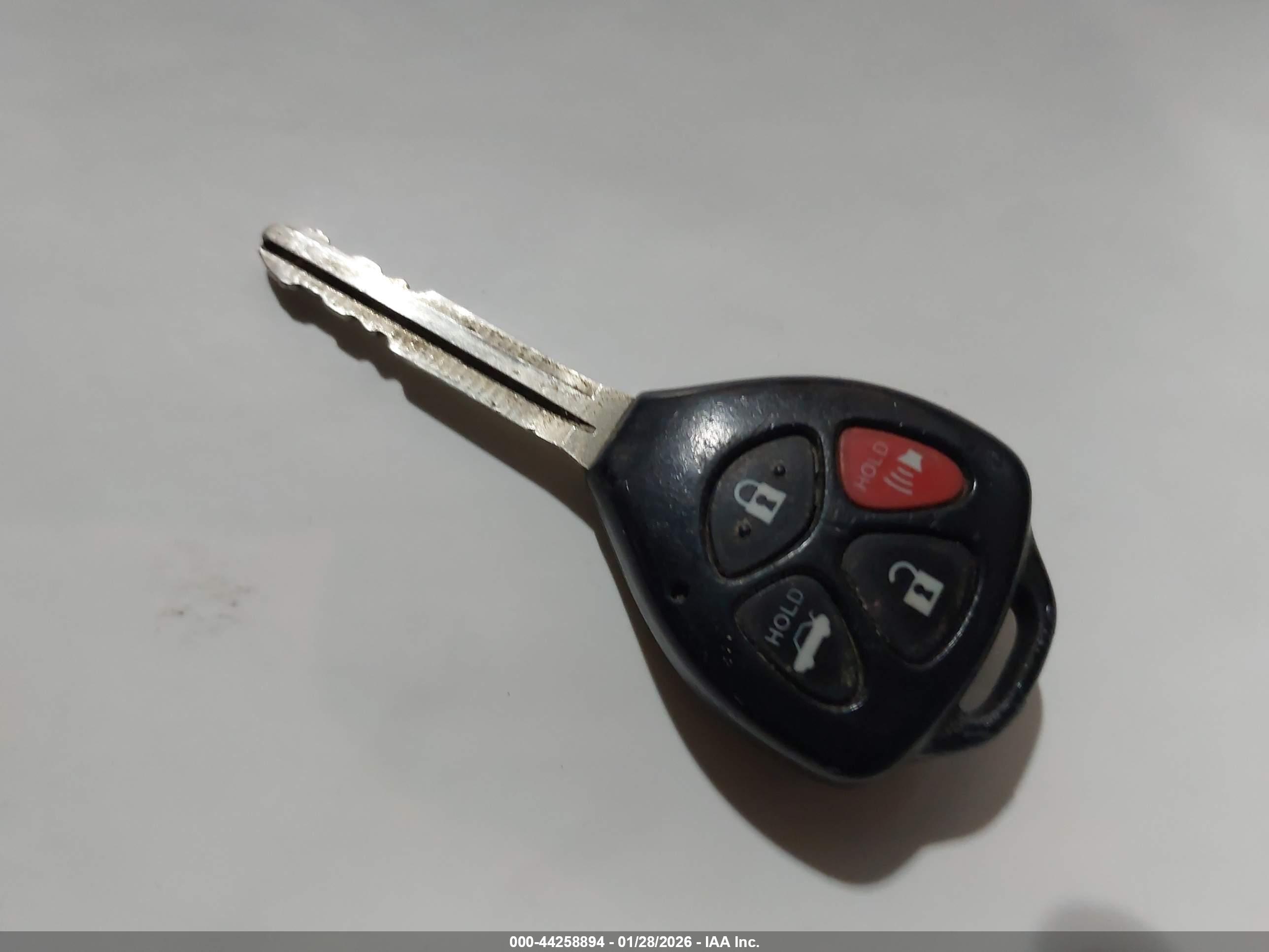 TOYOTA CAMRY image 11