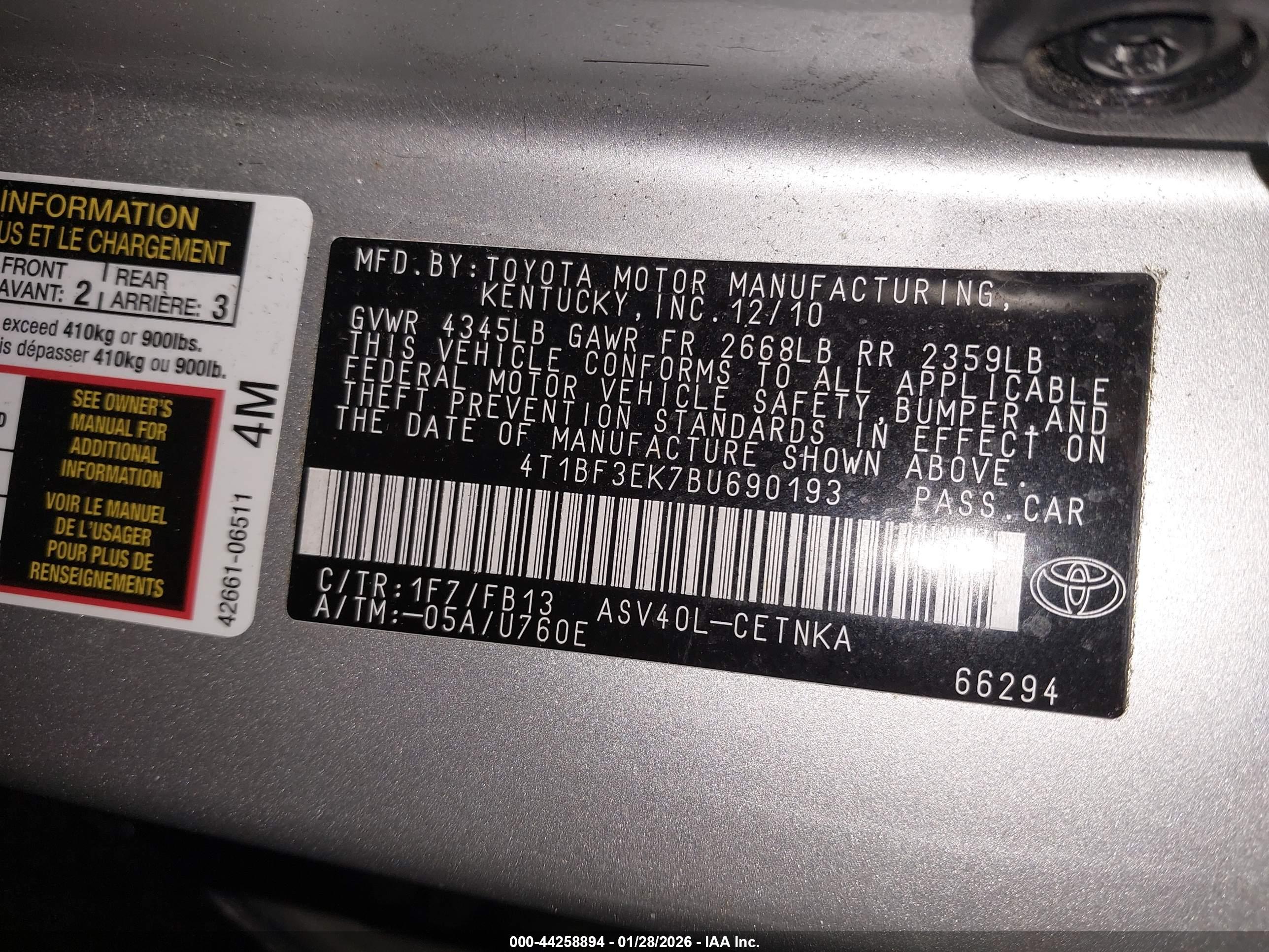 TOYOTA CAMRY image 9