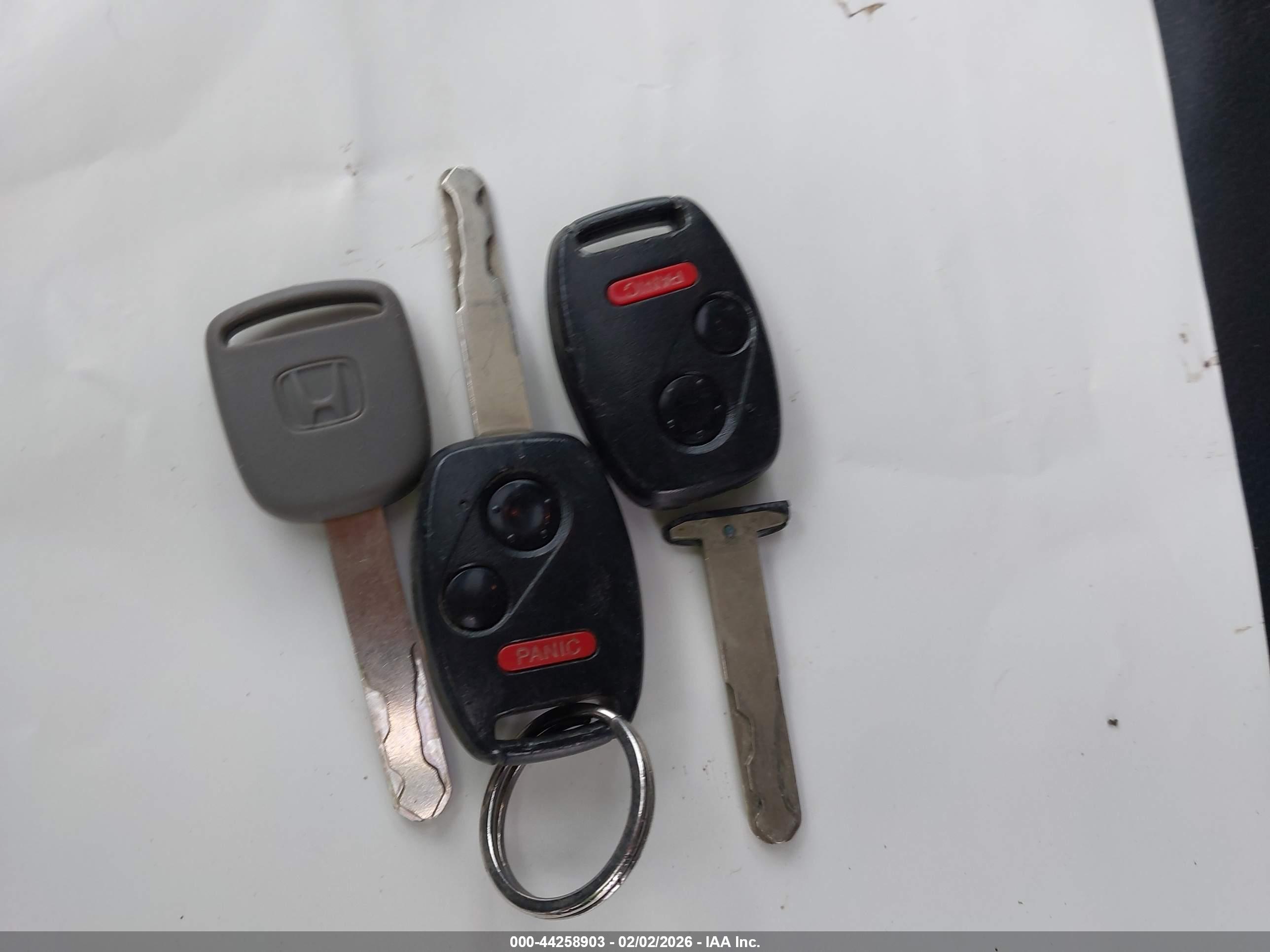 HONDA CR-V image 11