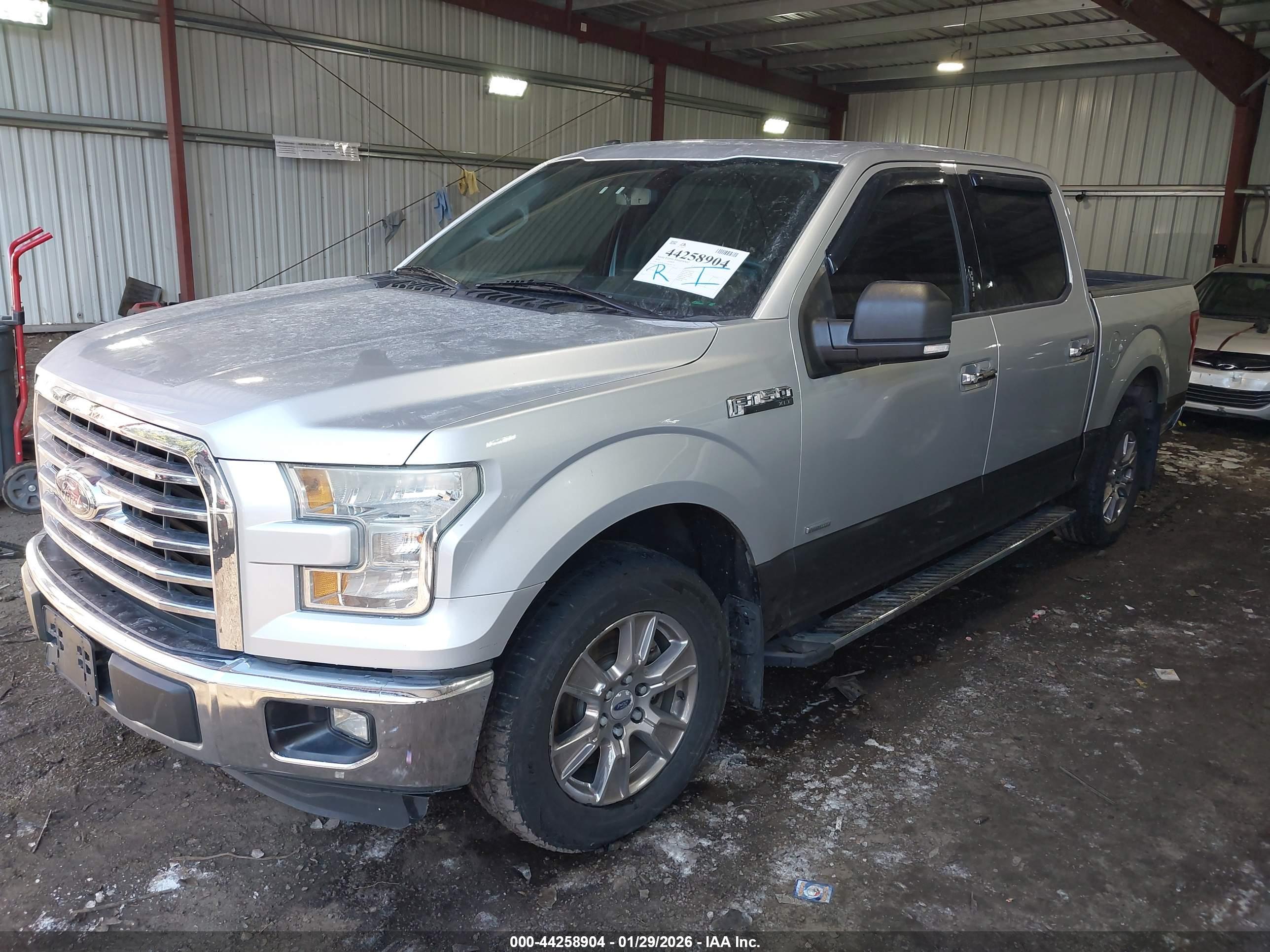 FORD F-150 image 2
