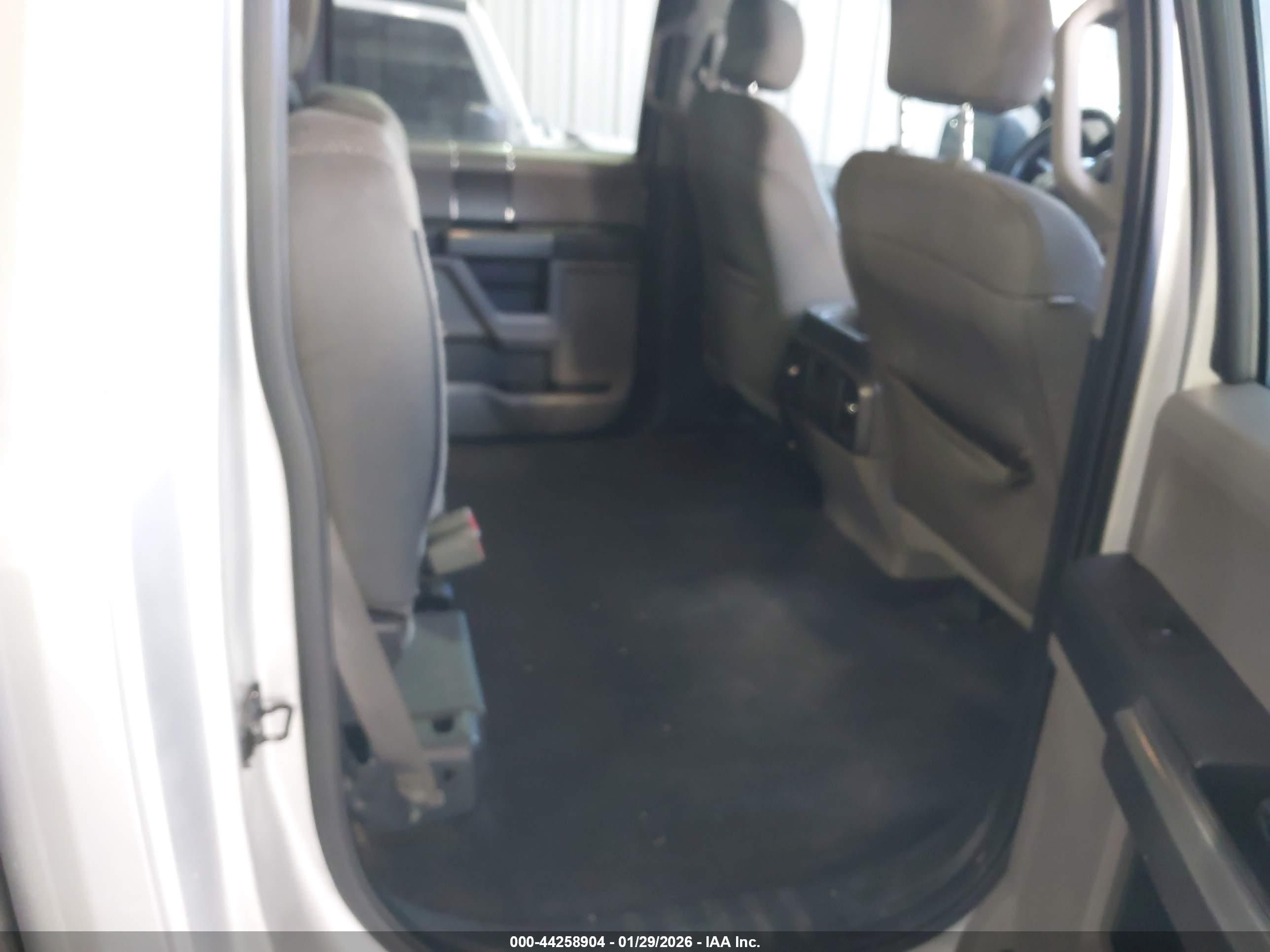 FORD F-150 image 8