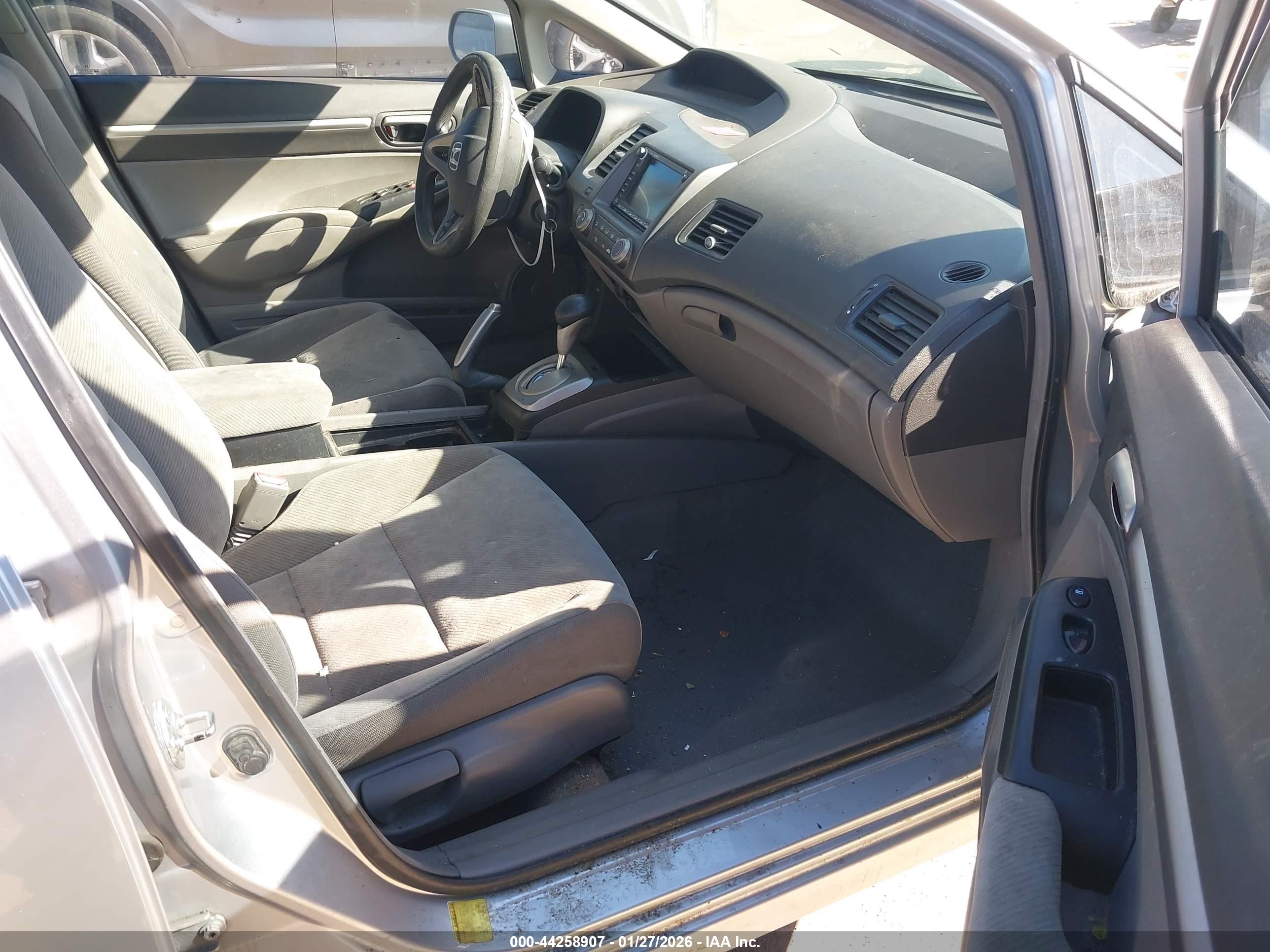 HONDA CIVIC image 5
