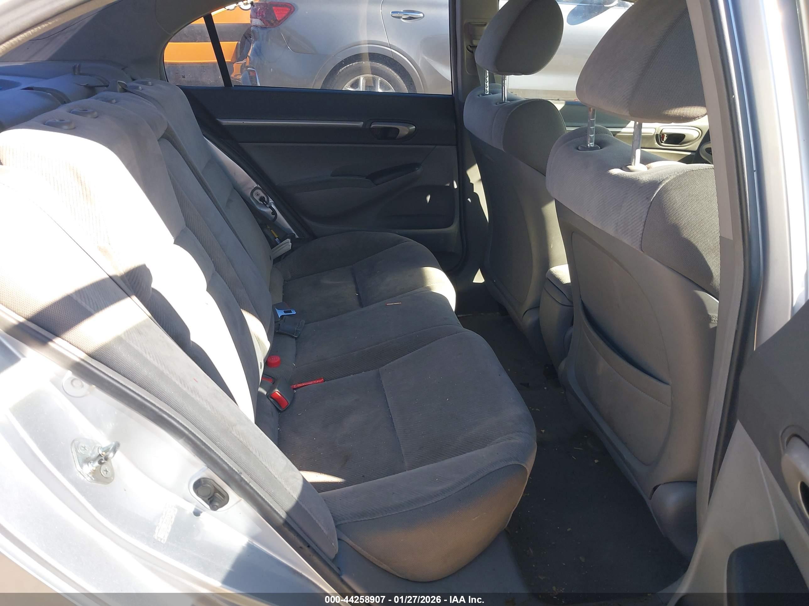 HONDA CIVIC image 8