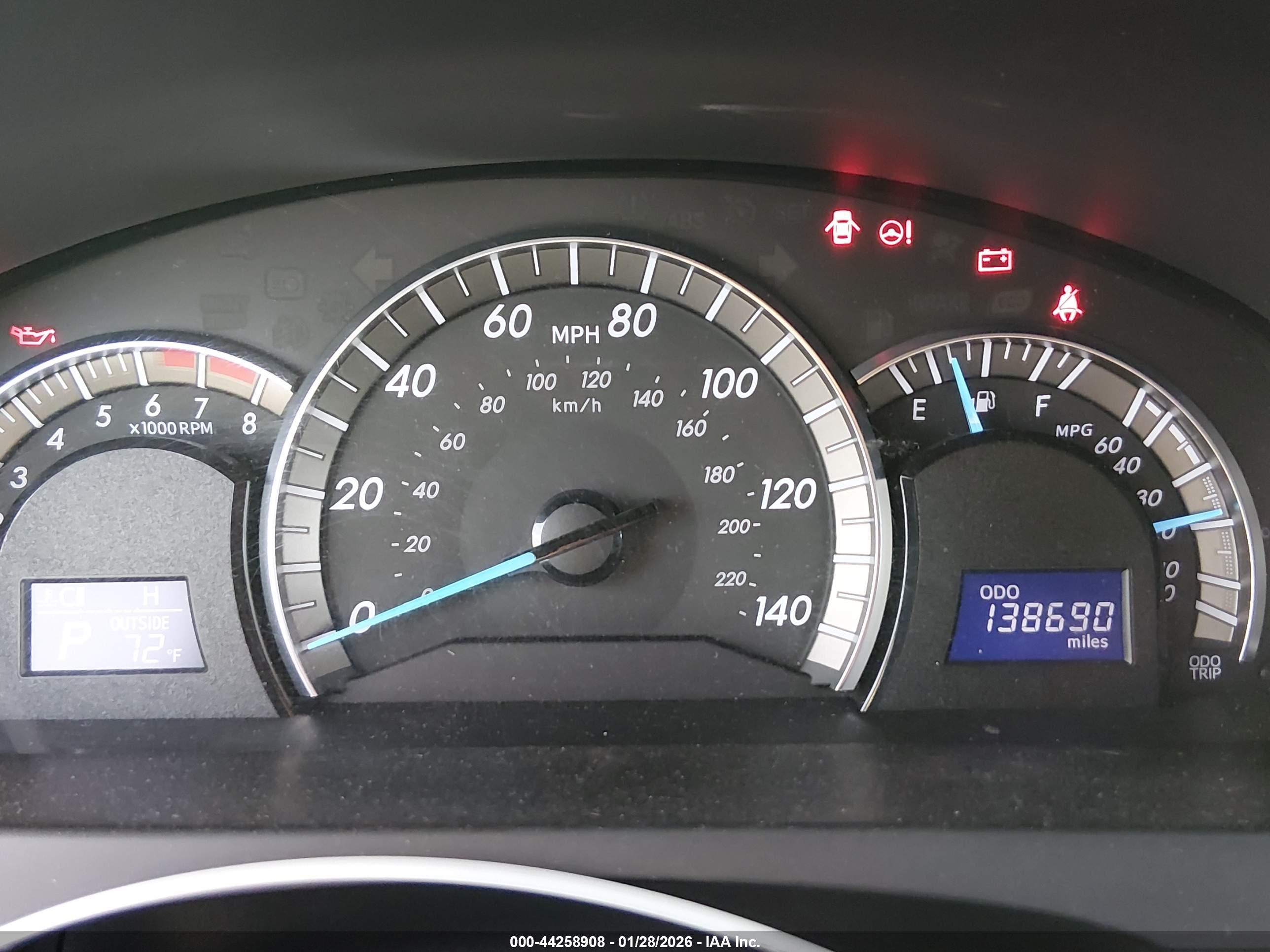 TOYOTA CAMRY image 7