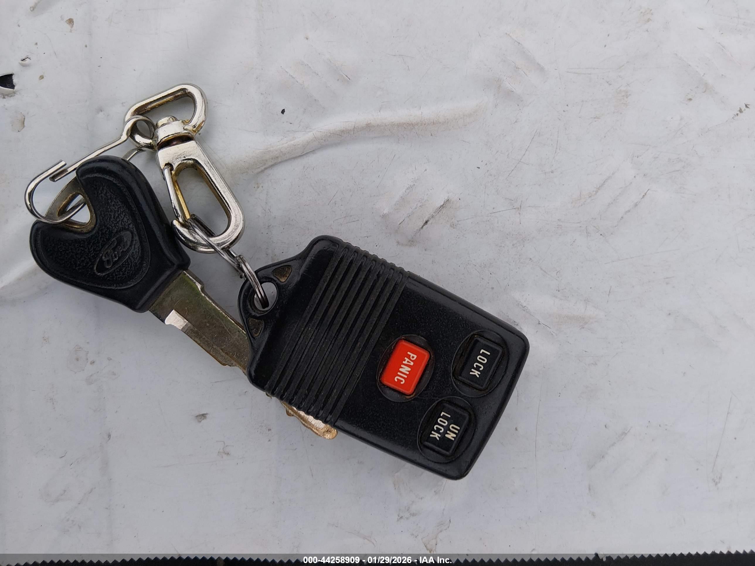 FORD ESCORT image 11