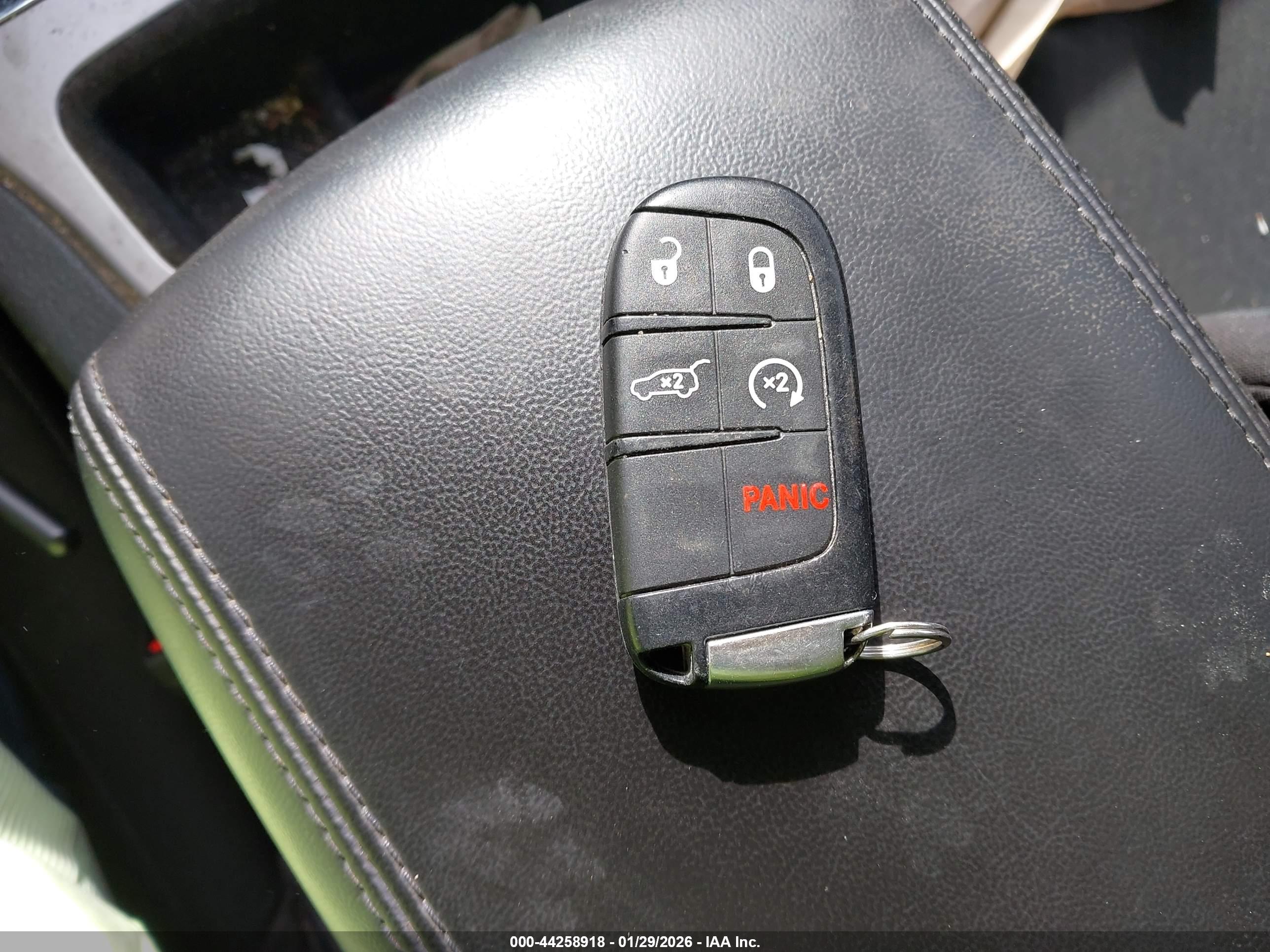 JEEP GRAND image 11