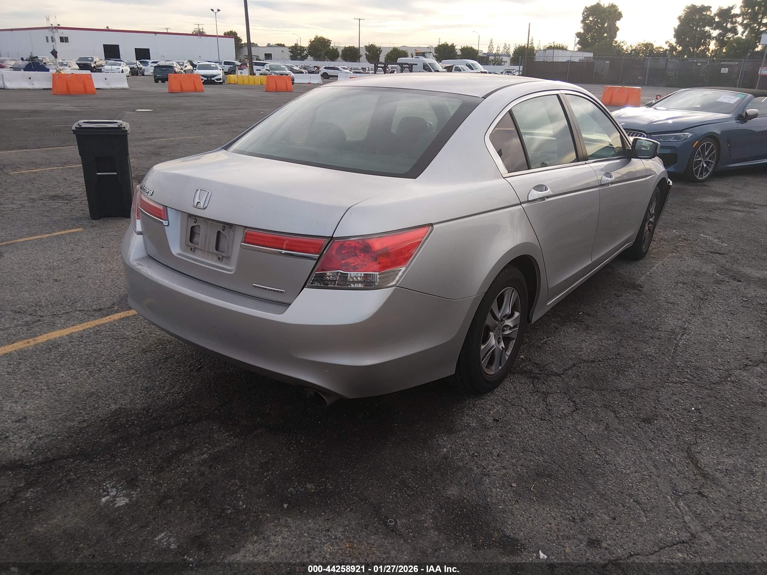 HONDA ACCORD image 4