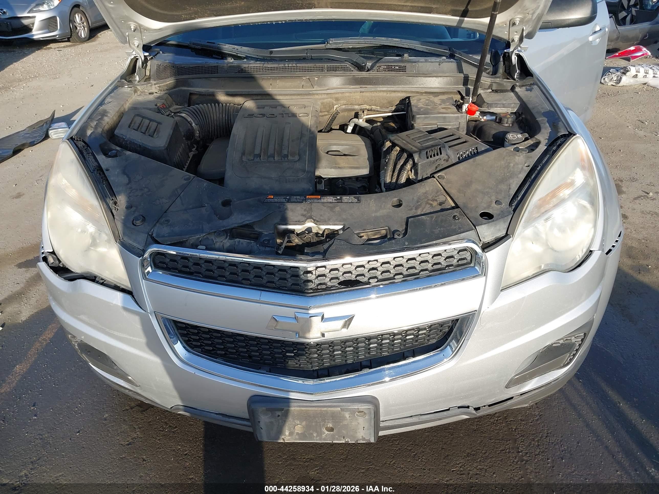 CHEVROLET EQUINOX image 10