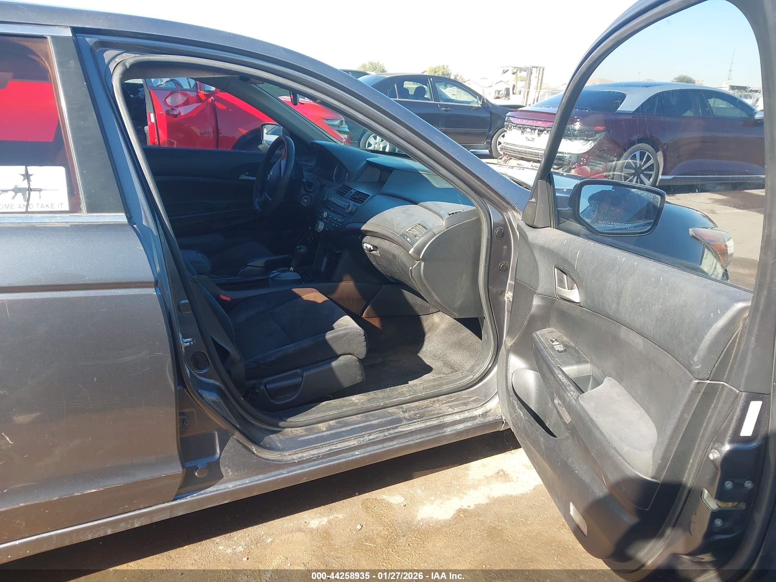 HONDA ACCORD image 5
