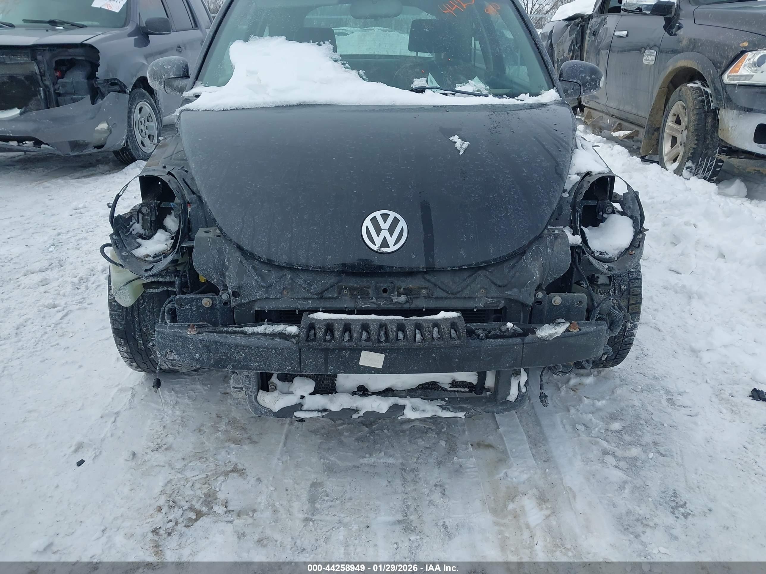 VOLKSWAGEN NEW image 6