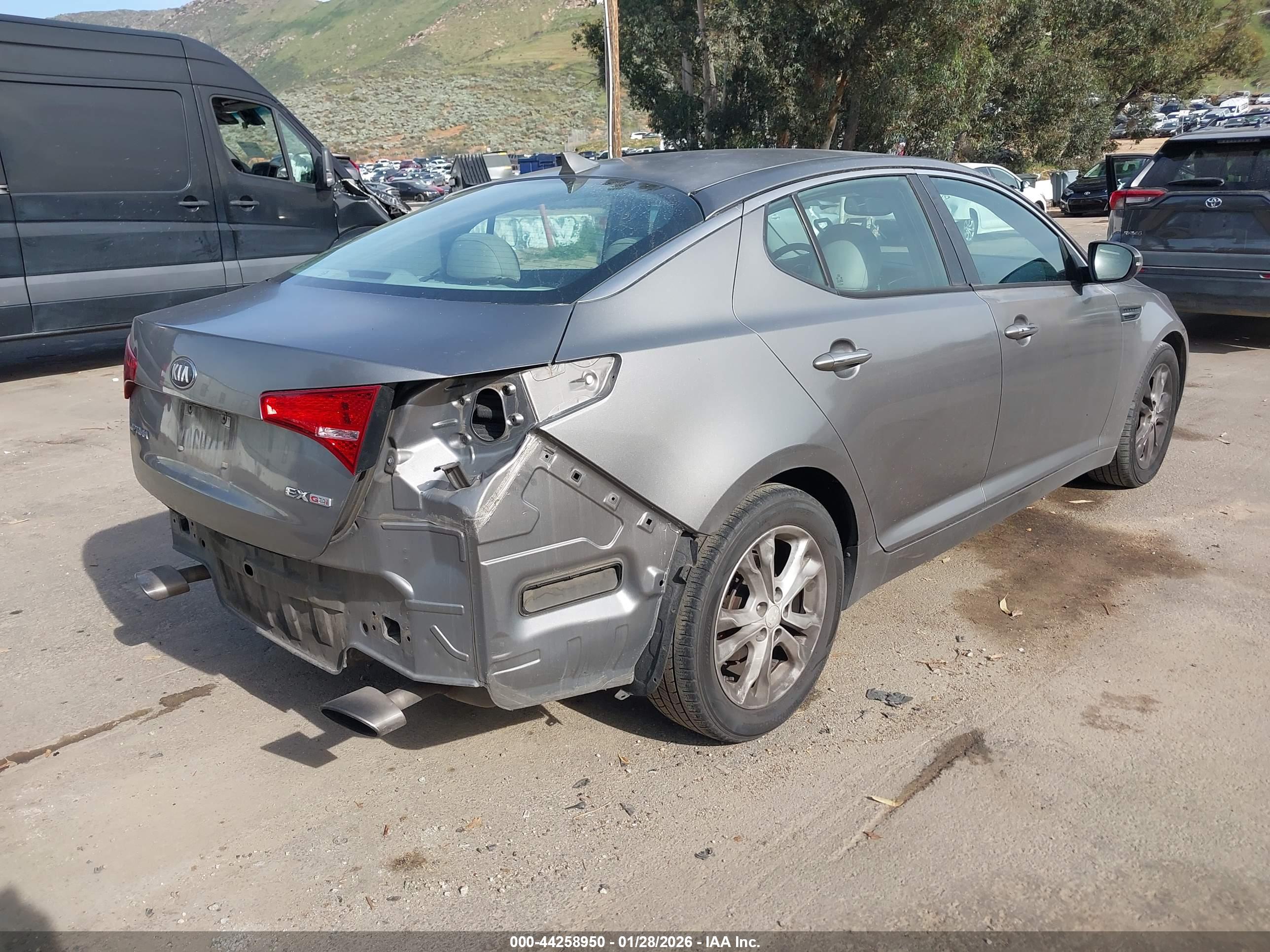 KIA OPTIMA image 4