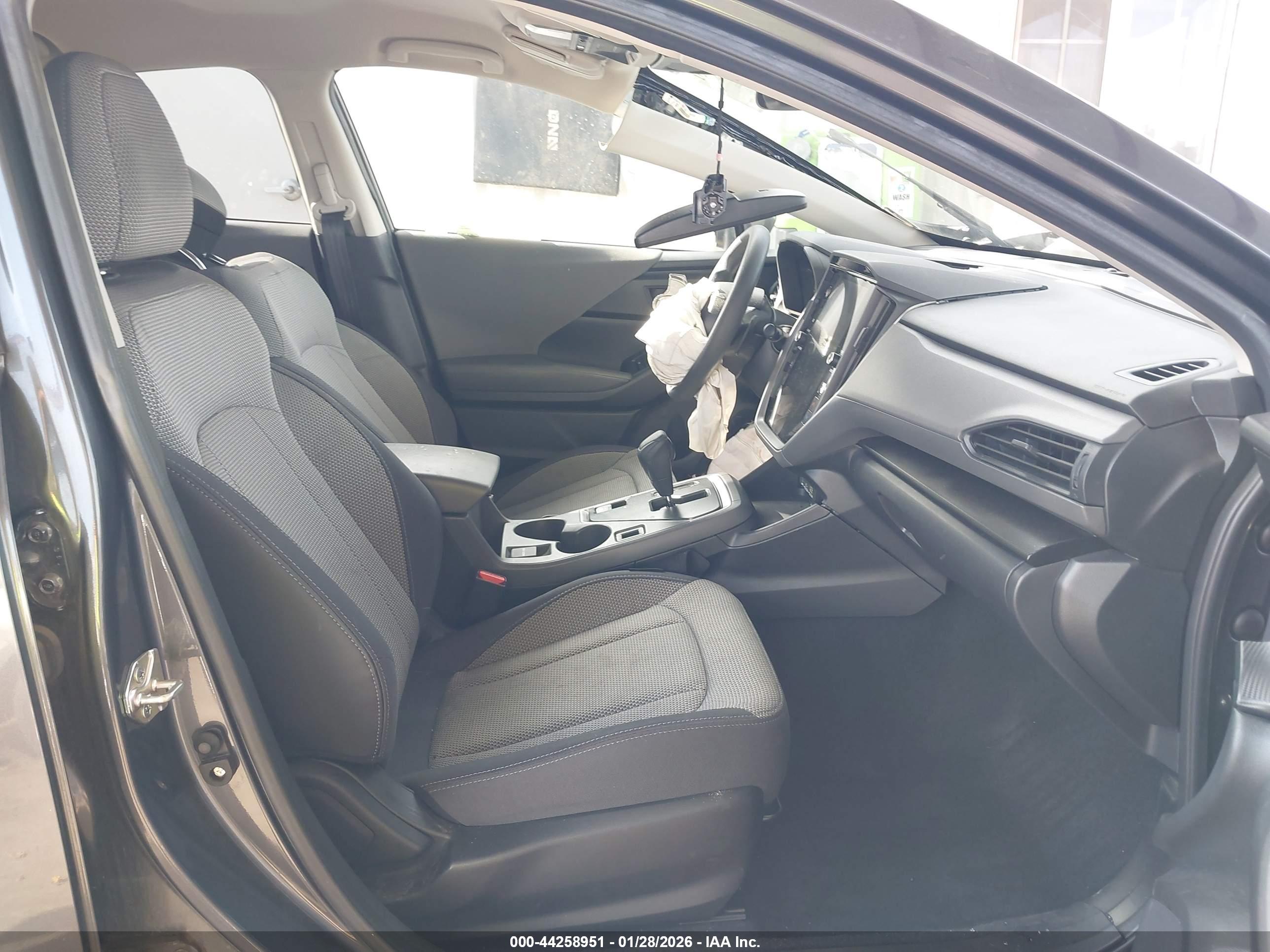 SUBARU CROSSTREK image 5