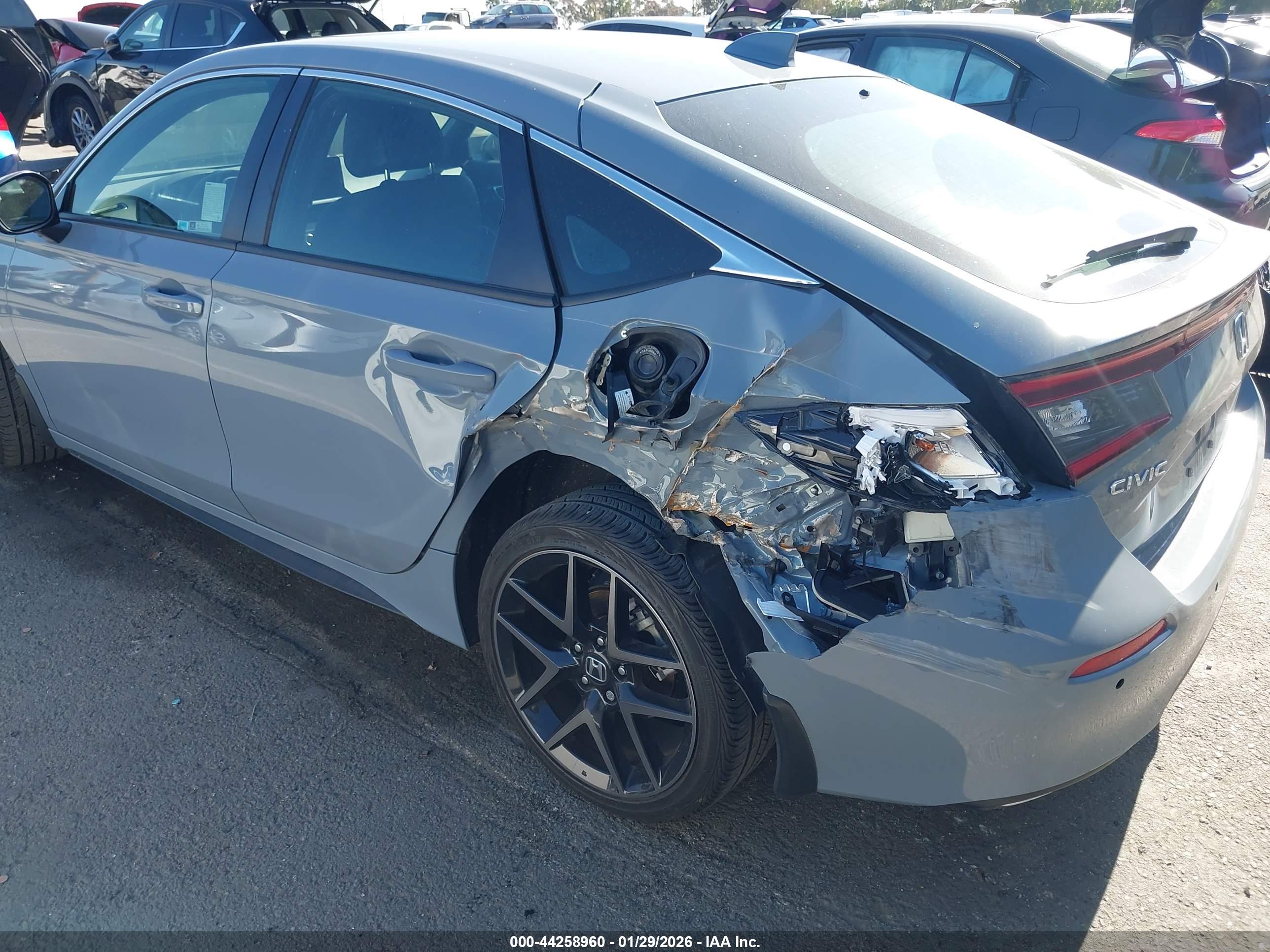 HONDA CIVIC image 6