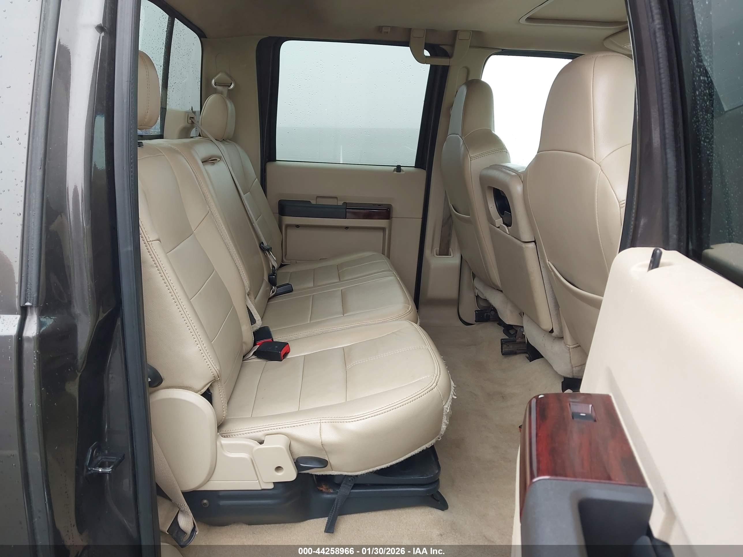 FORD F-250 image 8