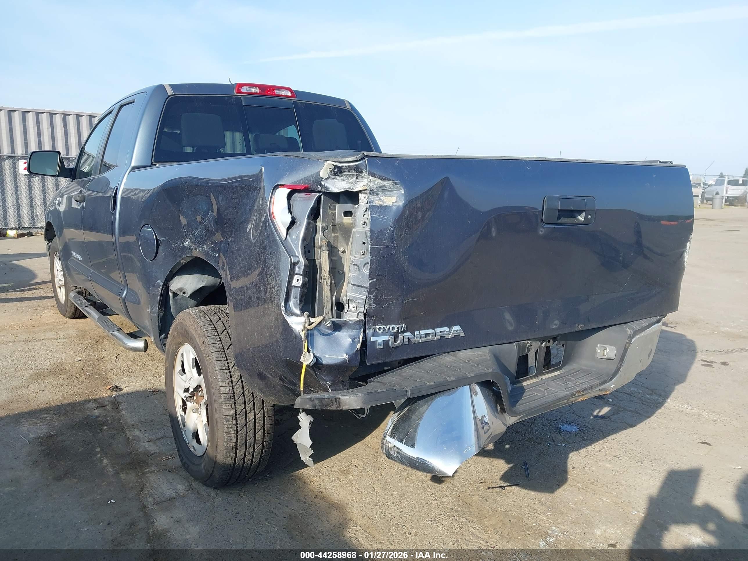 TOYOTA TUNDRA image 6