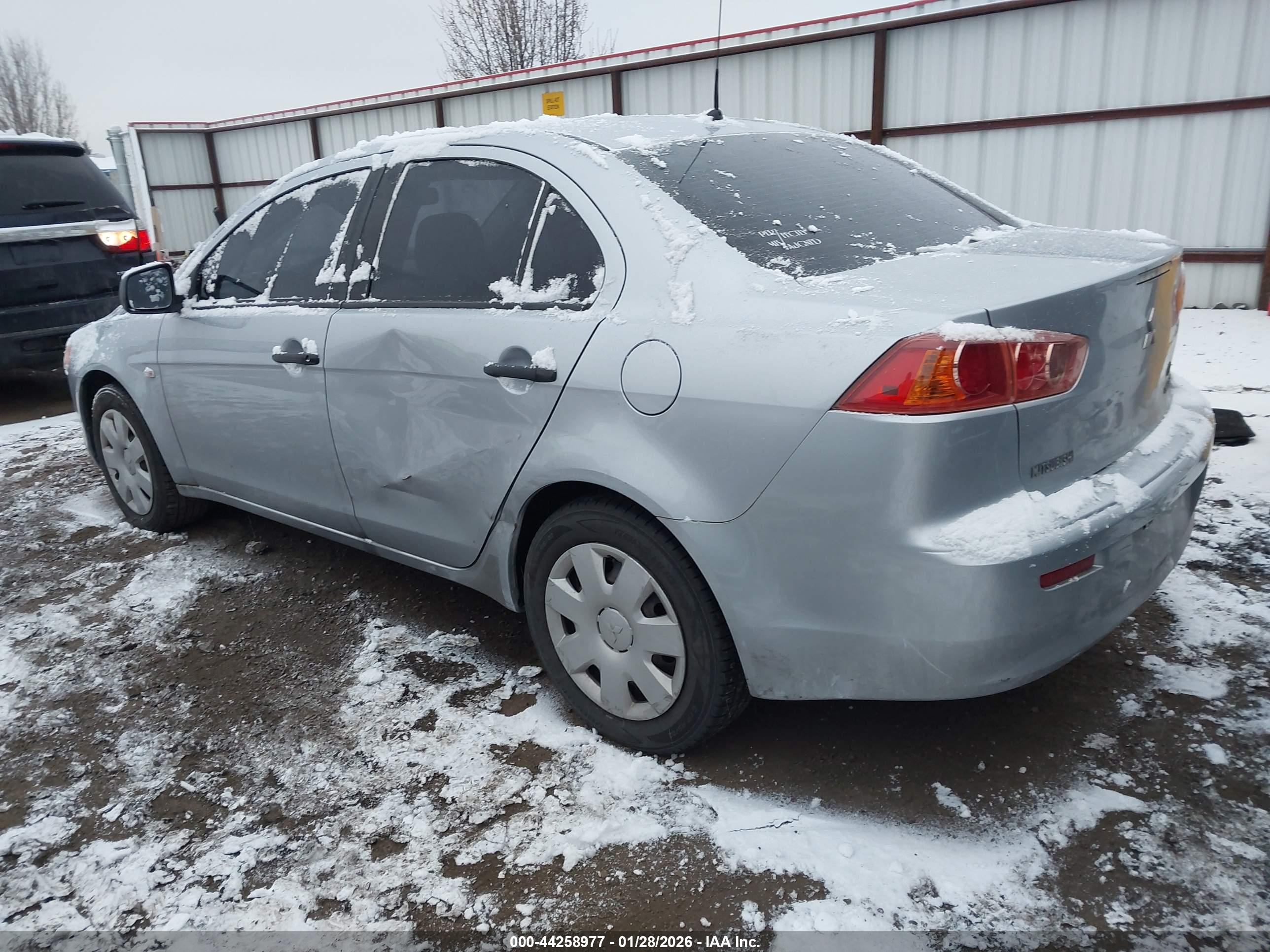 MITSUBISHI LANCER image 3
