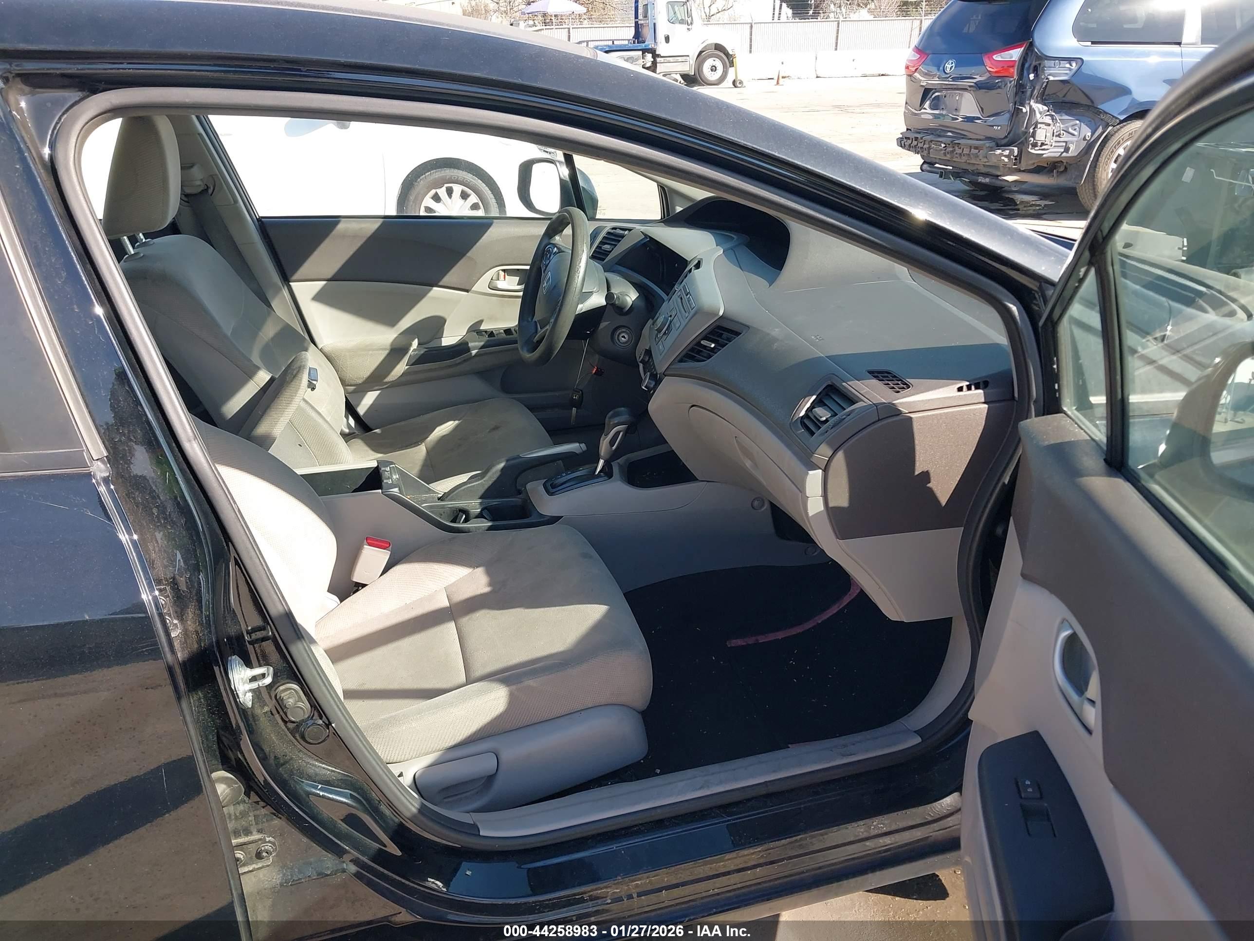 HONDA CIVIC image 5