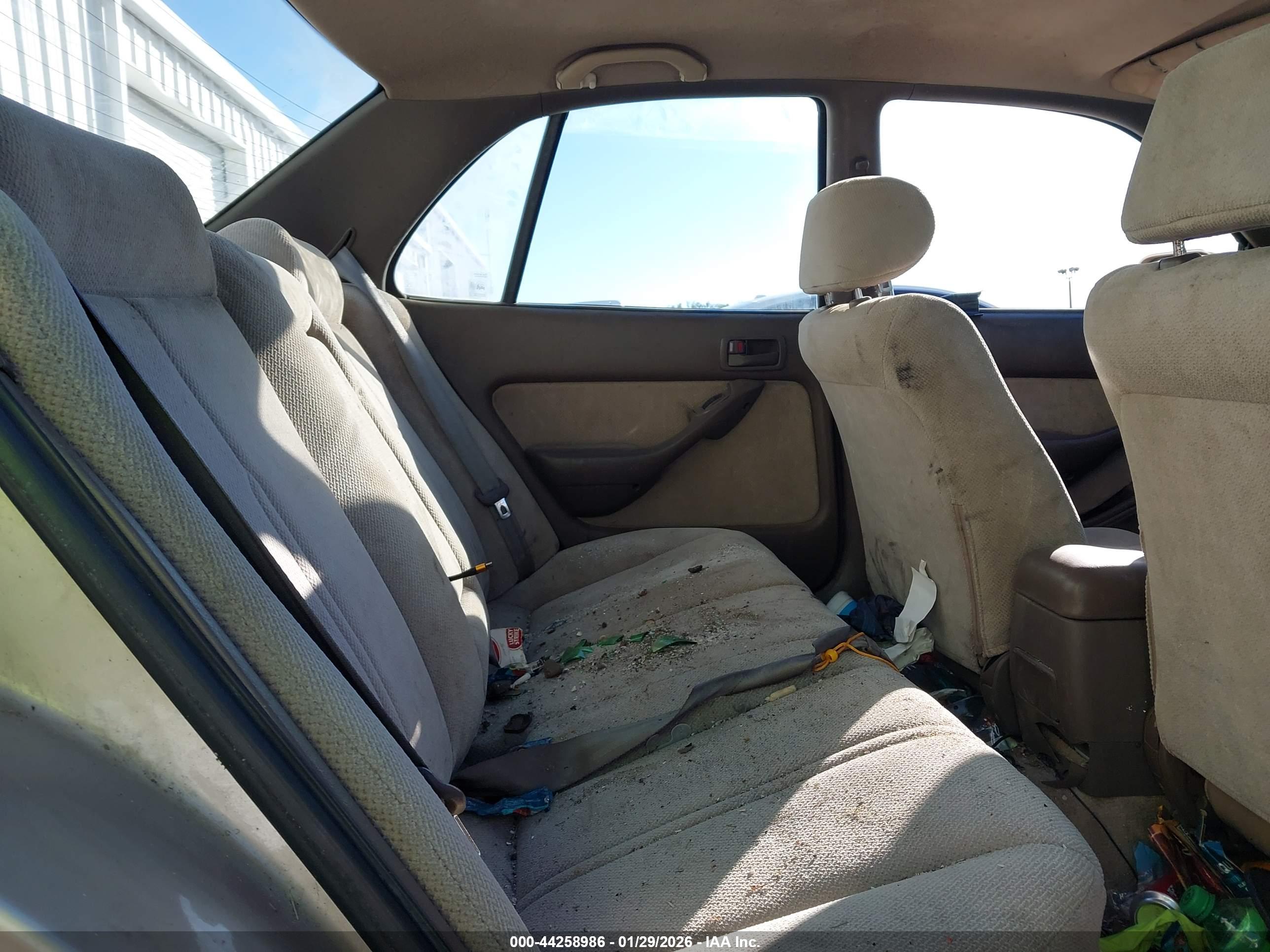 TOYOTA CAMRY image 8
