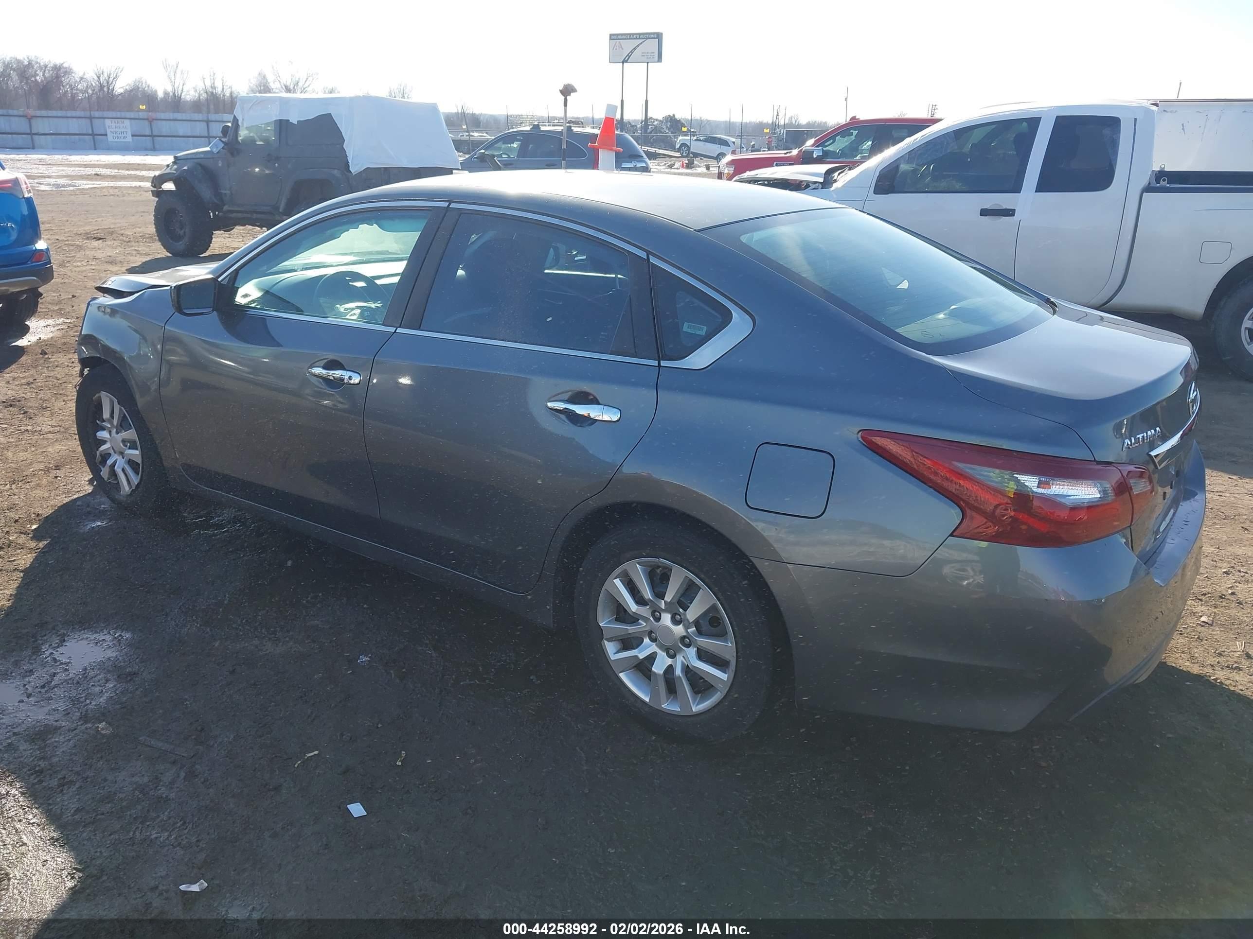 NISSAN ALTIMA image 3