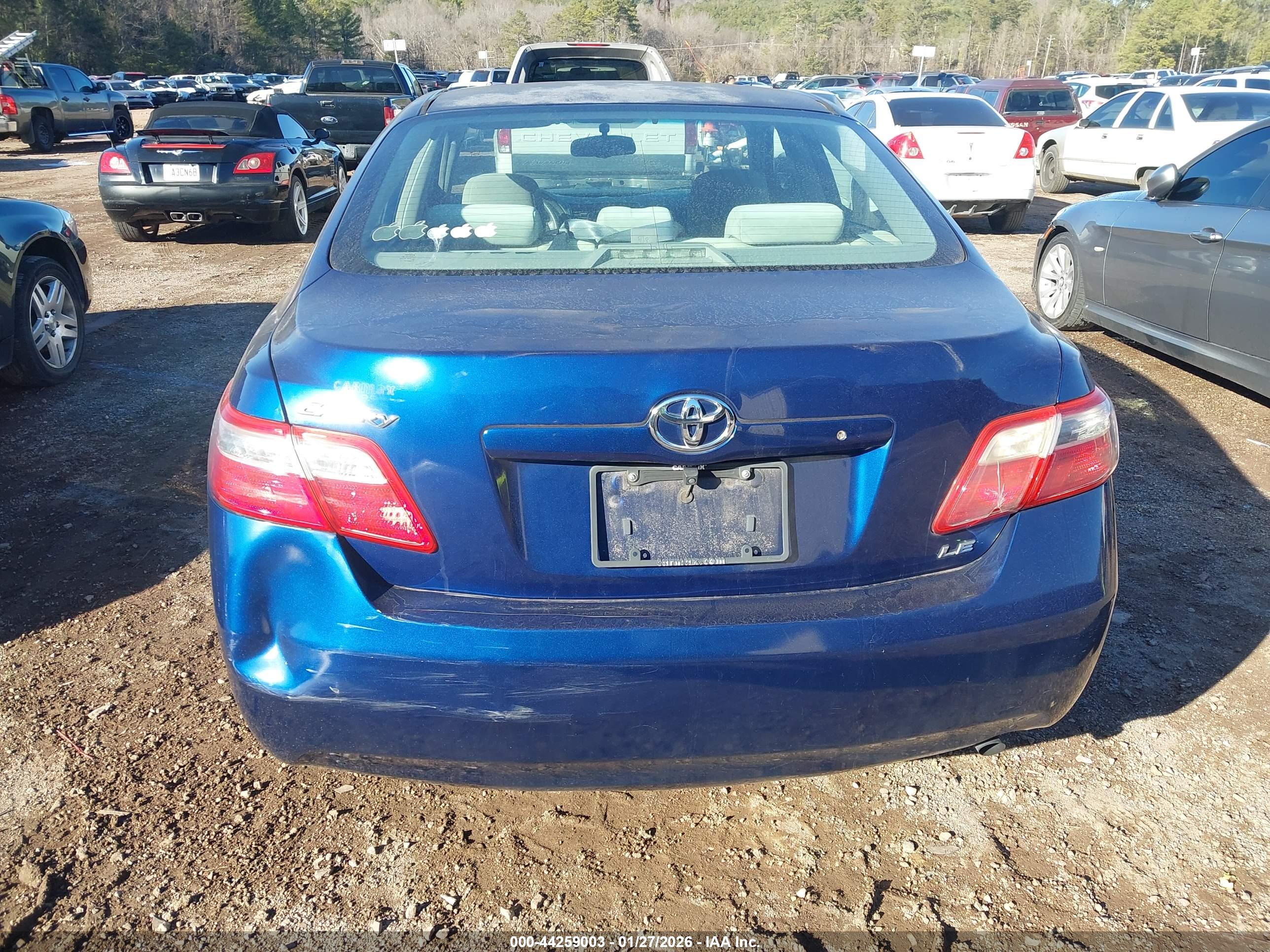 TOYOTA CAMRY image 6