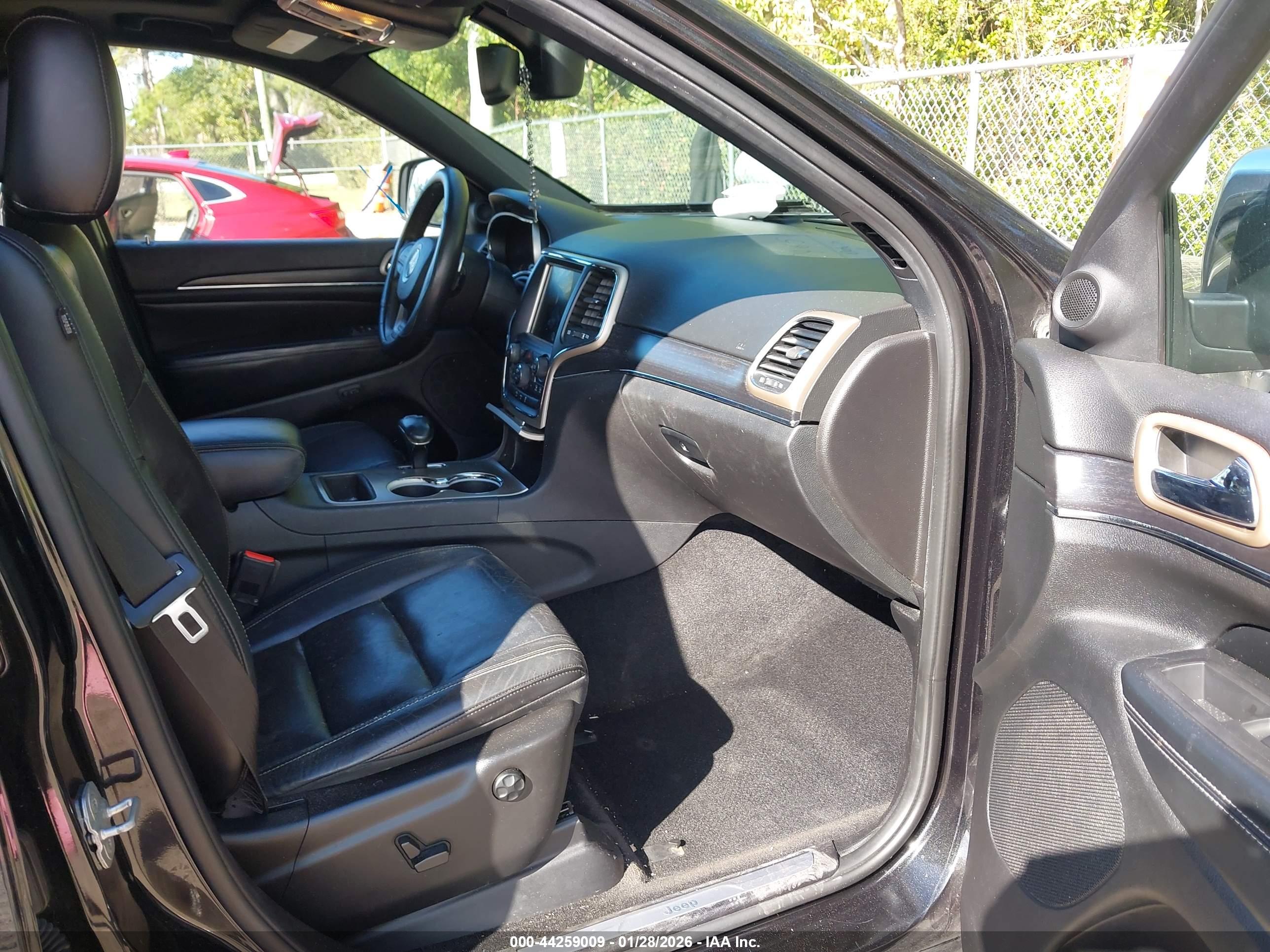 JEEP GRAND image 5